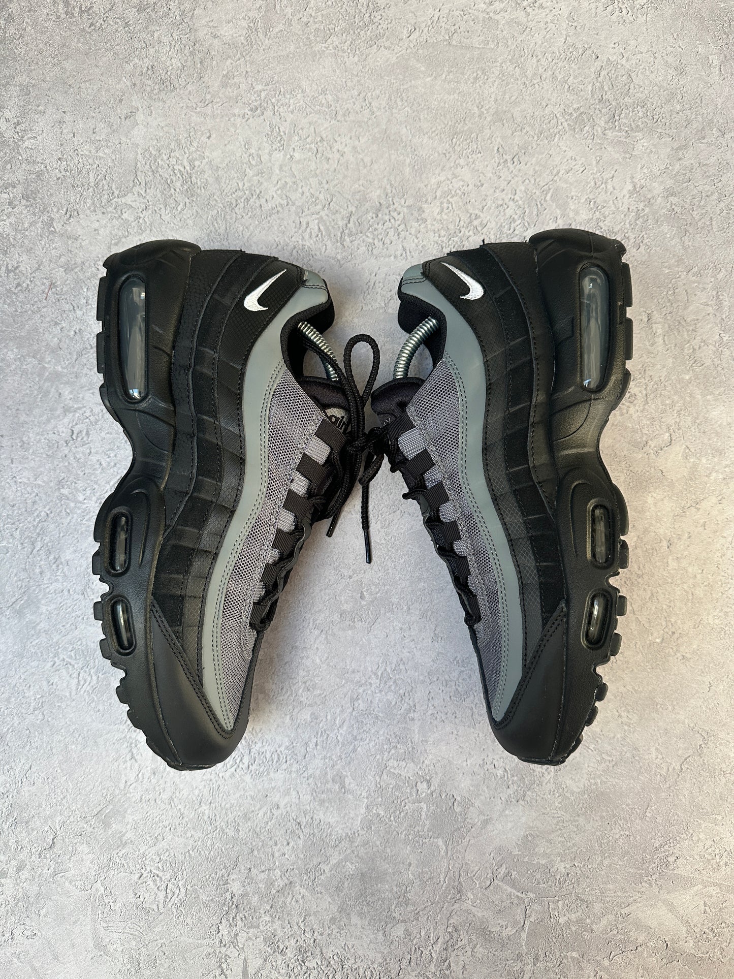 Nike Air Max 95 - Black / Smoke Grey - UK8.5