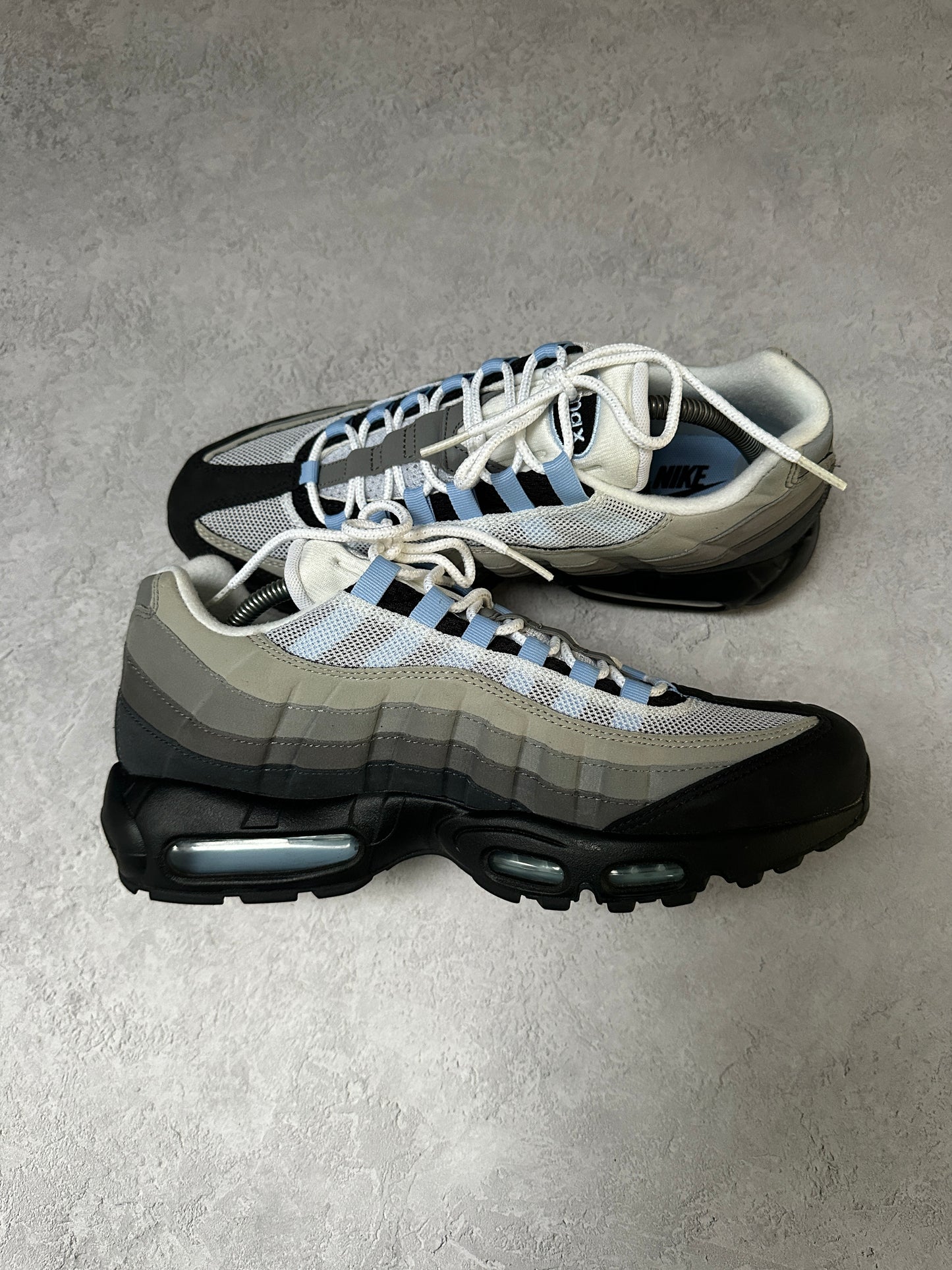 Nike Air Max 95 - Aluminum - UK9.5