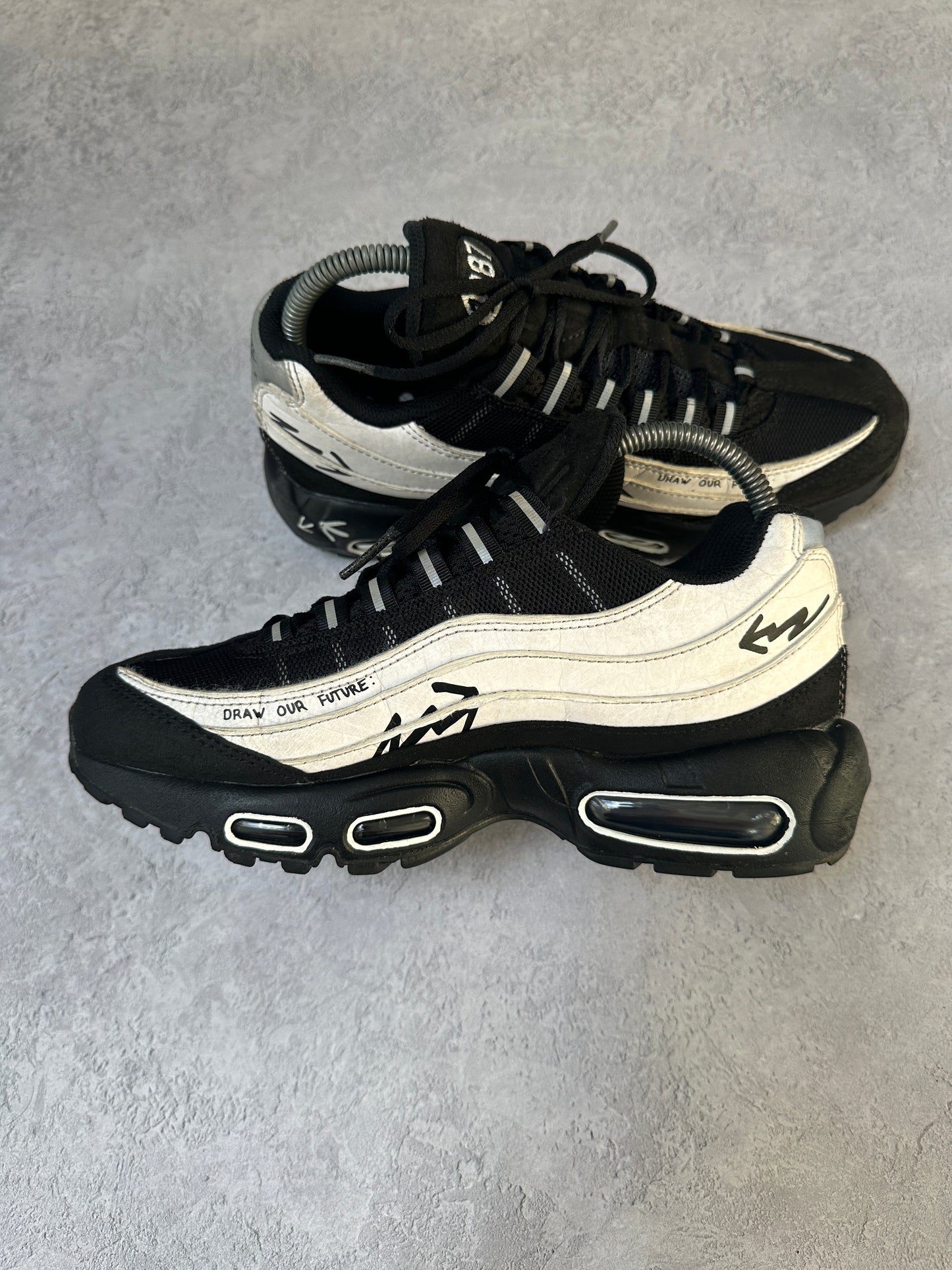 Nike Air Max 95 - Future Movement - Sketch with the Past - UK6