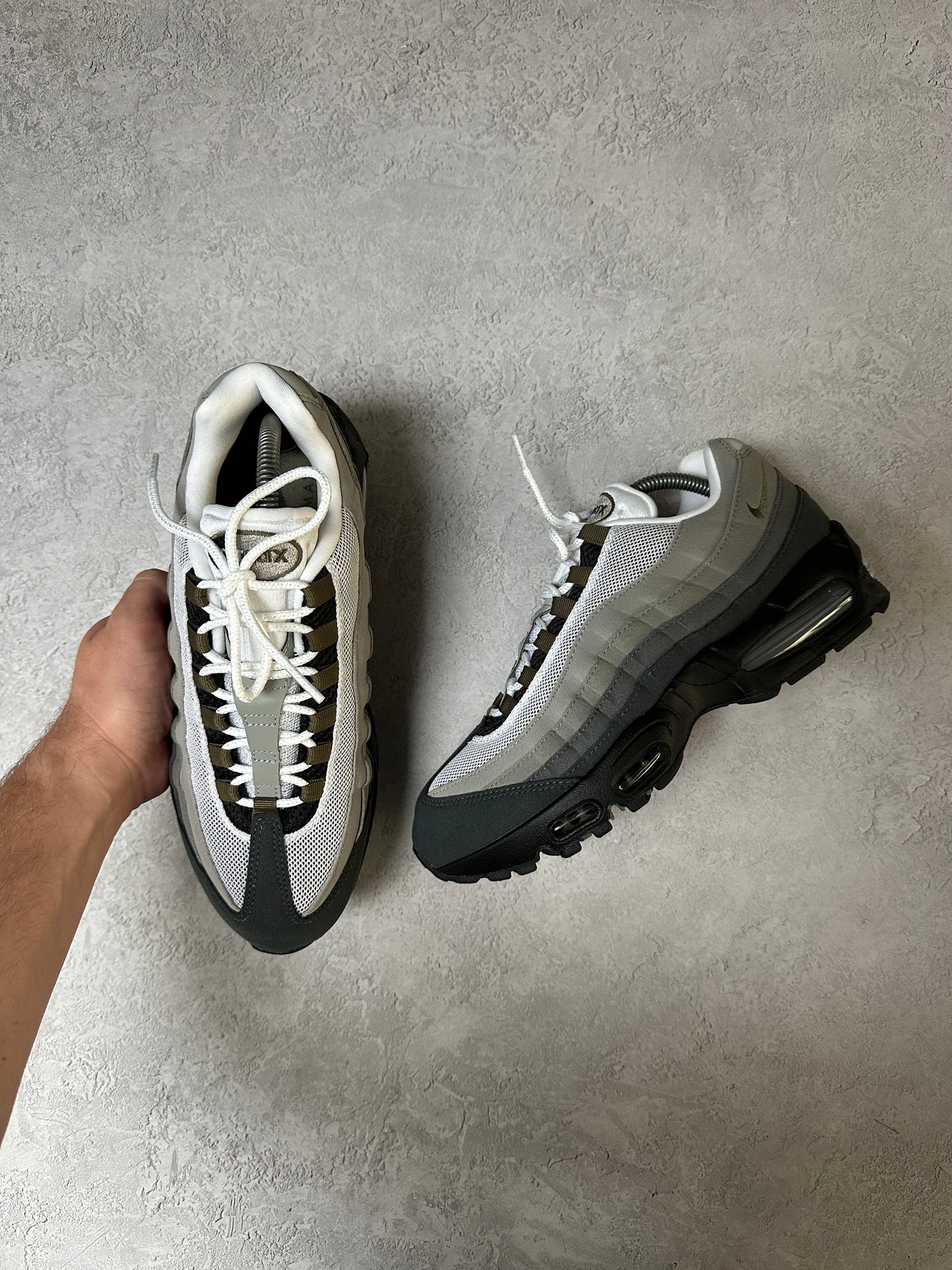 Nike Air Max 95 - Medium Olive - UK7.5