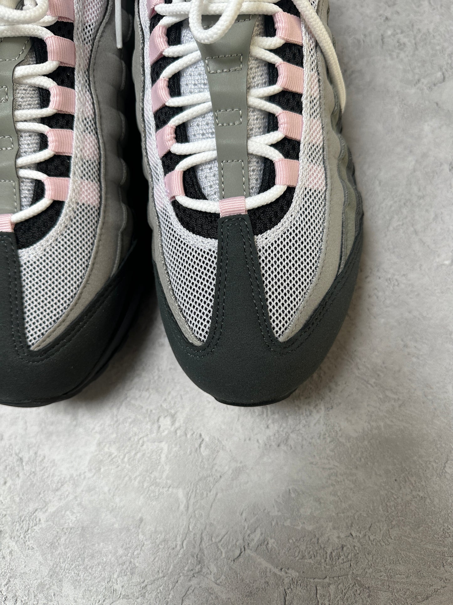 Nike Air Max 95 - Pink Foam 2025 - UK7.5