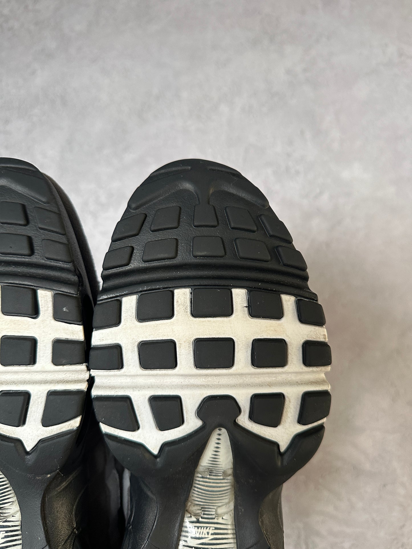 Nike Air Max 95 - Grey Jewel - UK8