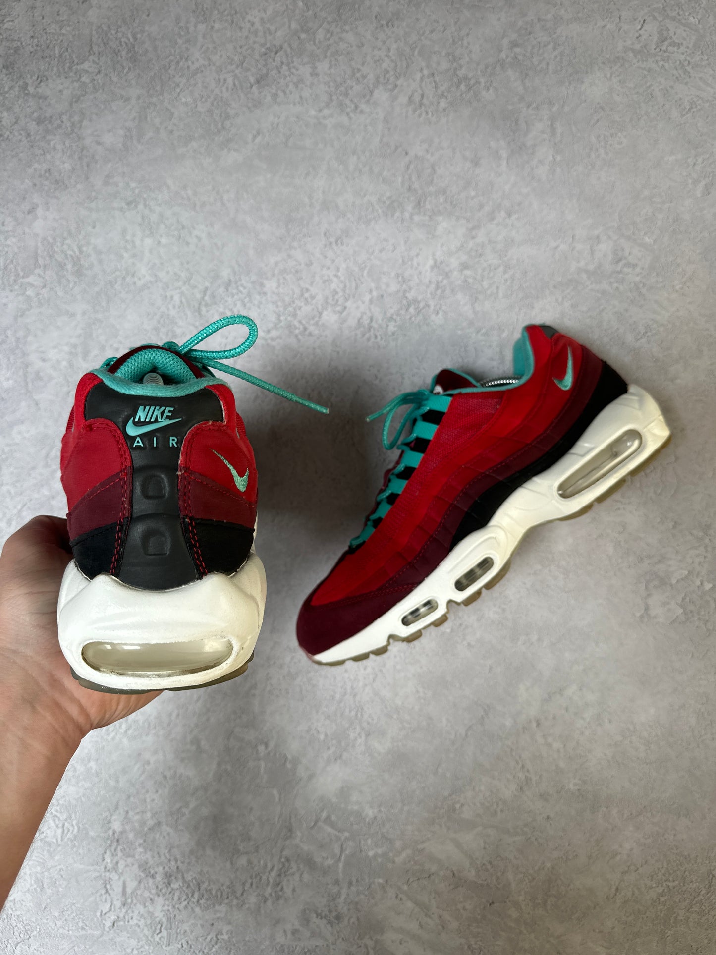 Nike Air Max 95 - Red / Teal ID - UK9