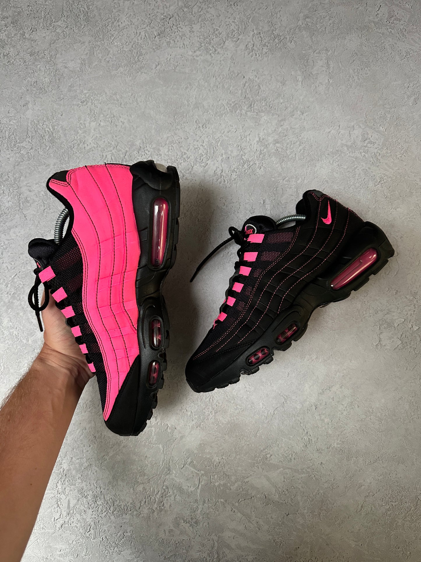 Nike Air Max 95 - Pink Blast - UK8.5