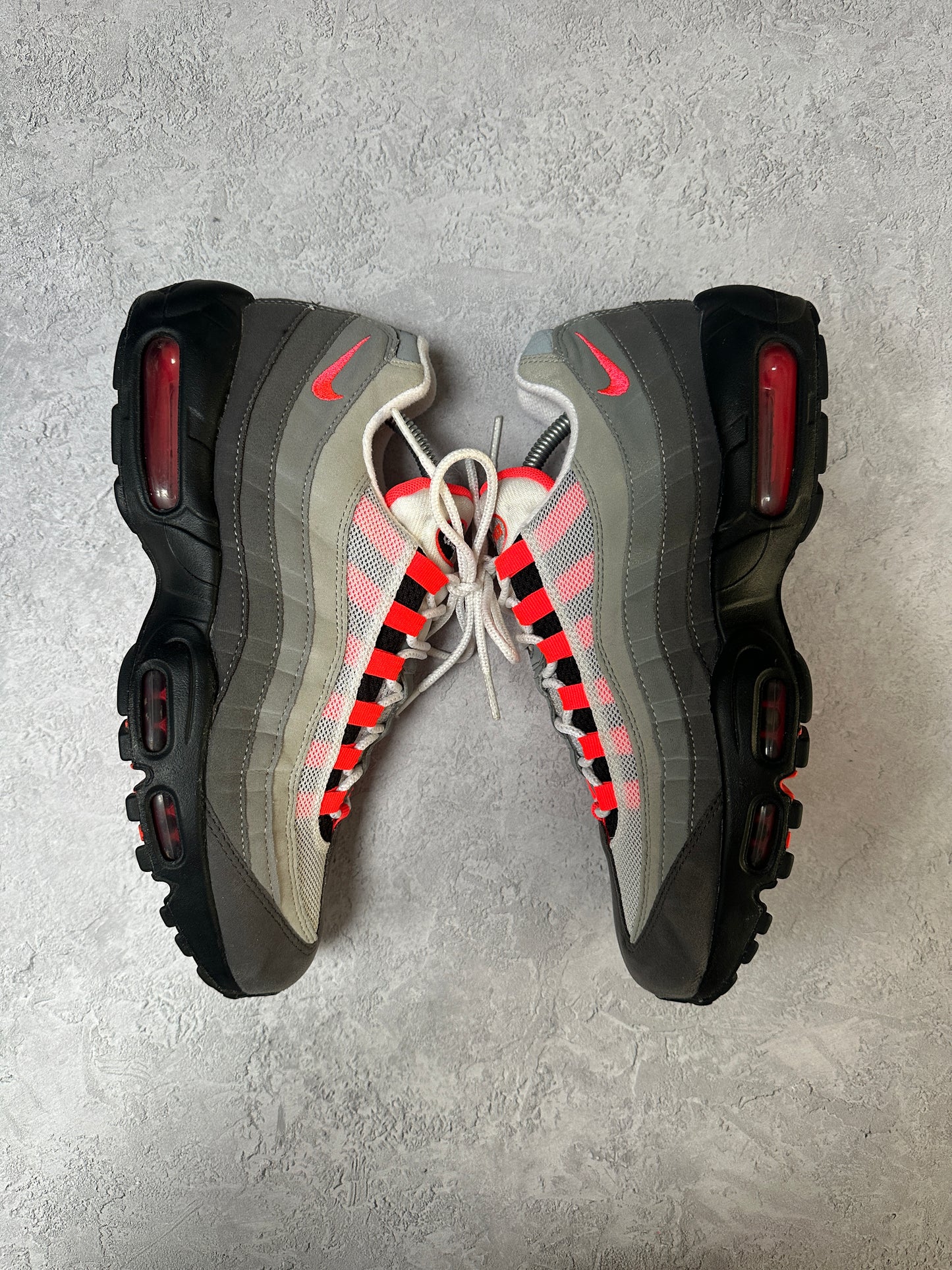 Nike Air Max 95 - Solar Red - UK9