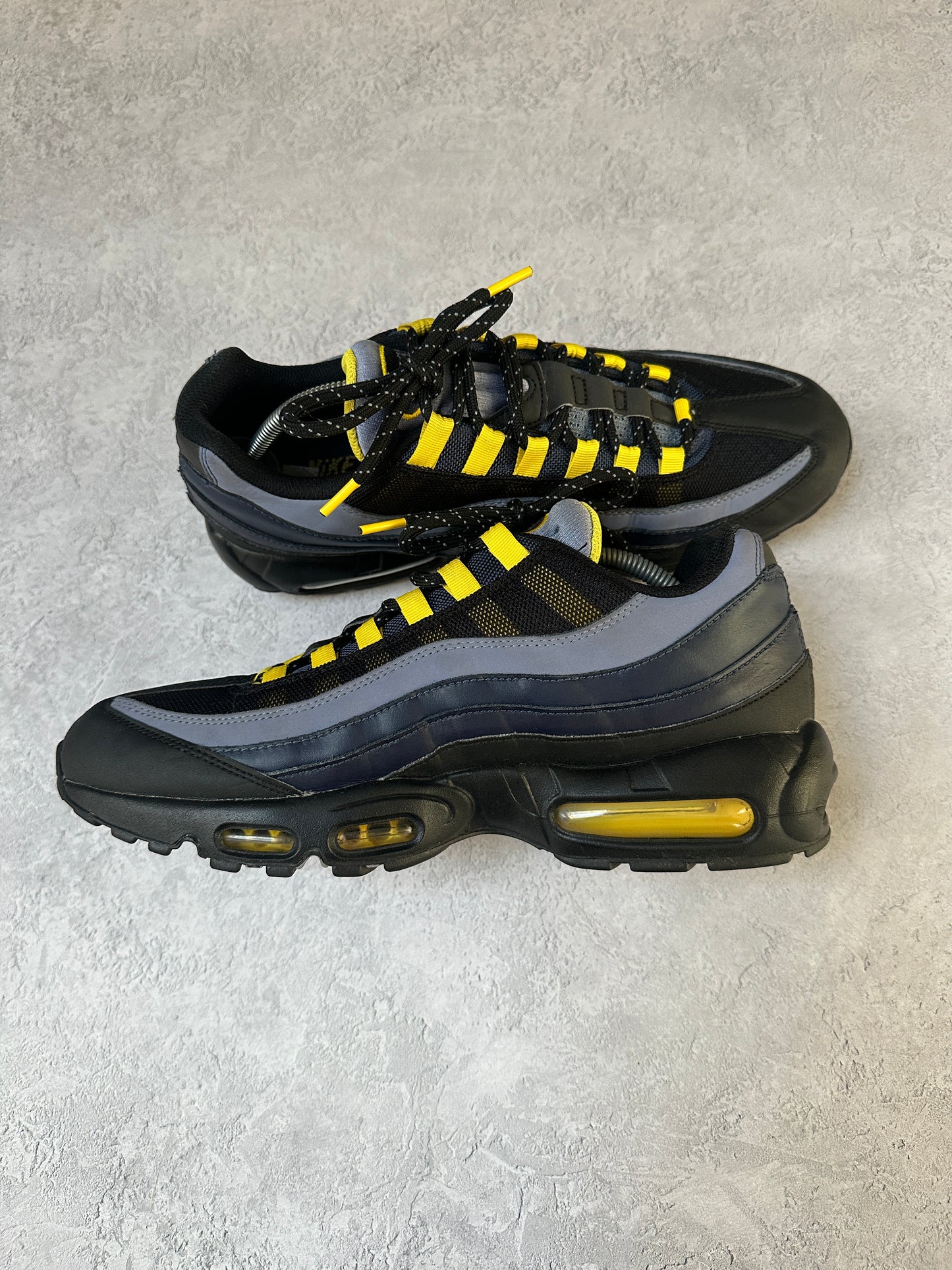 Nike Air Max 95 - Memphis Grizzlies - UK10.5