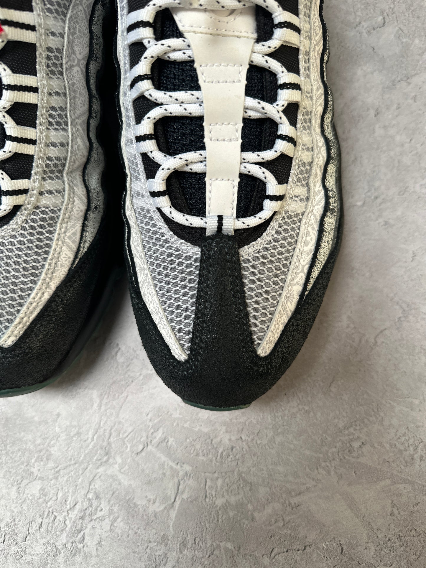 Nike Air Max 95 - Day of the Dead - UK9.5