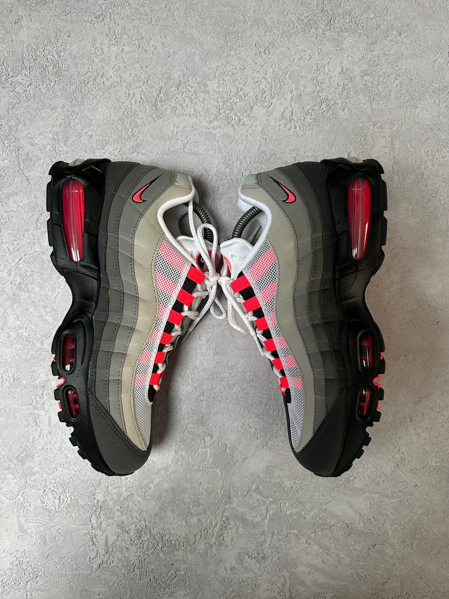 Nike Air Max 95 - Solar Red 2025 - UK8