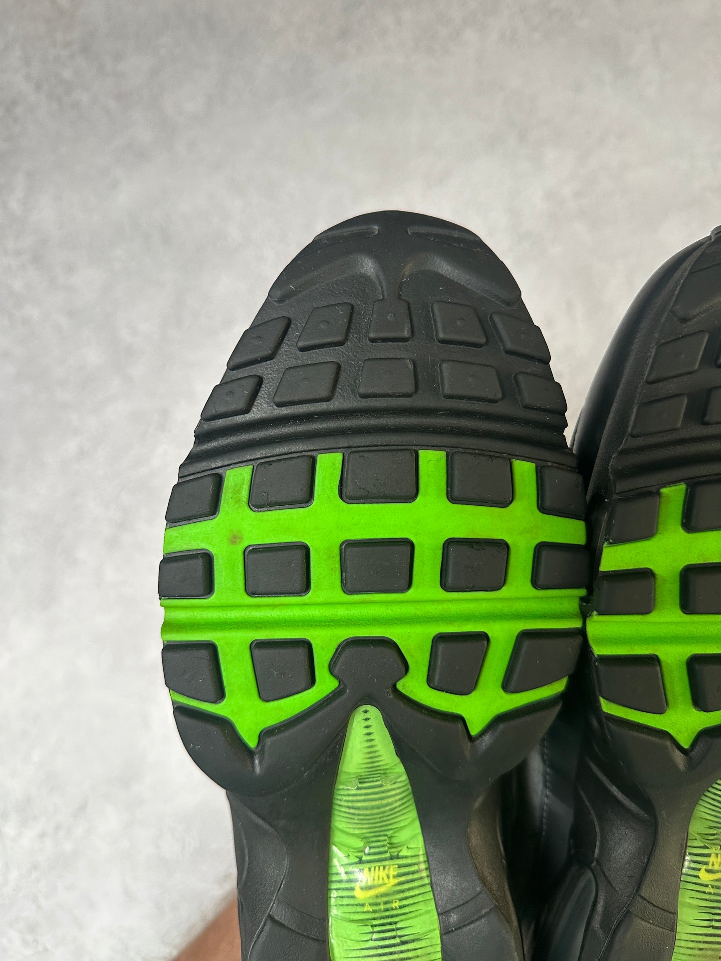 Nike Air Max 95 - Evolution of Icons - UK8.5