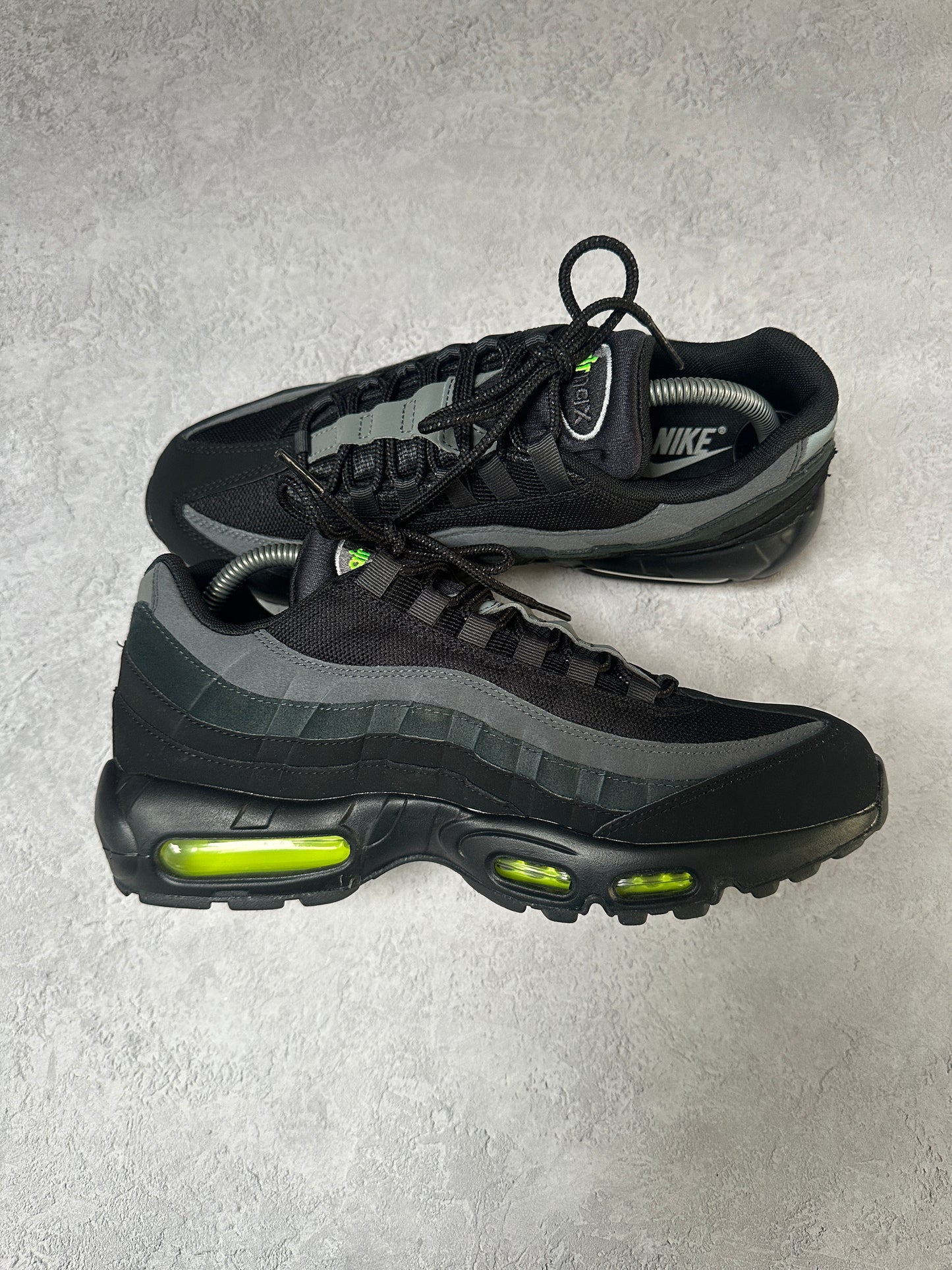Nike Air Max 95 - Neon Retro Logos - UK8