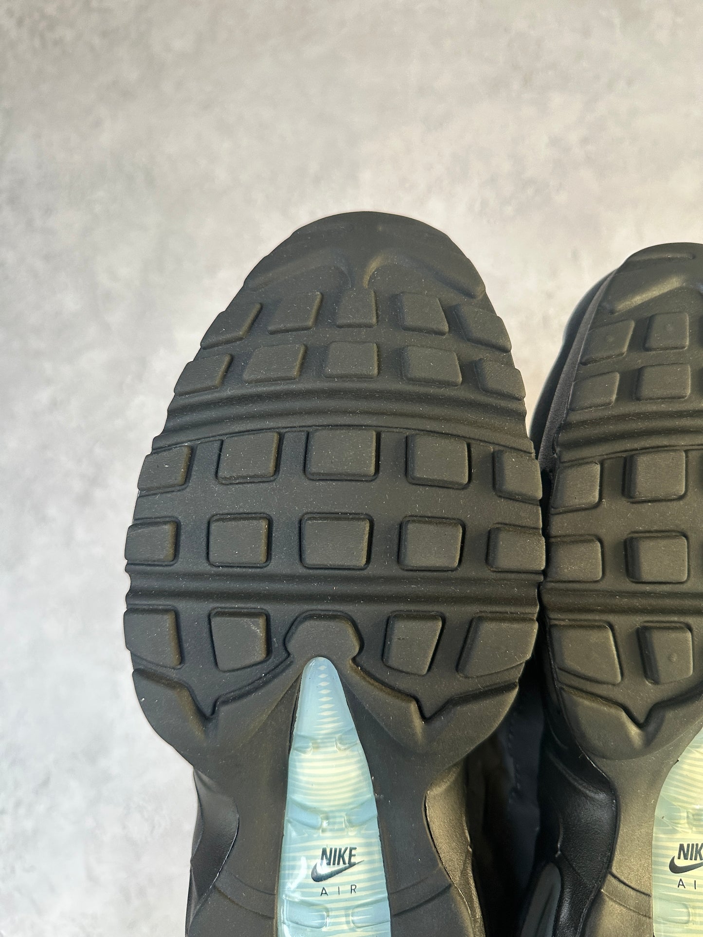 Nike Air Max 95 - Aluminum - UK7