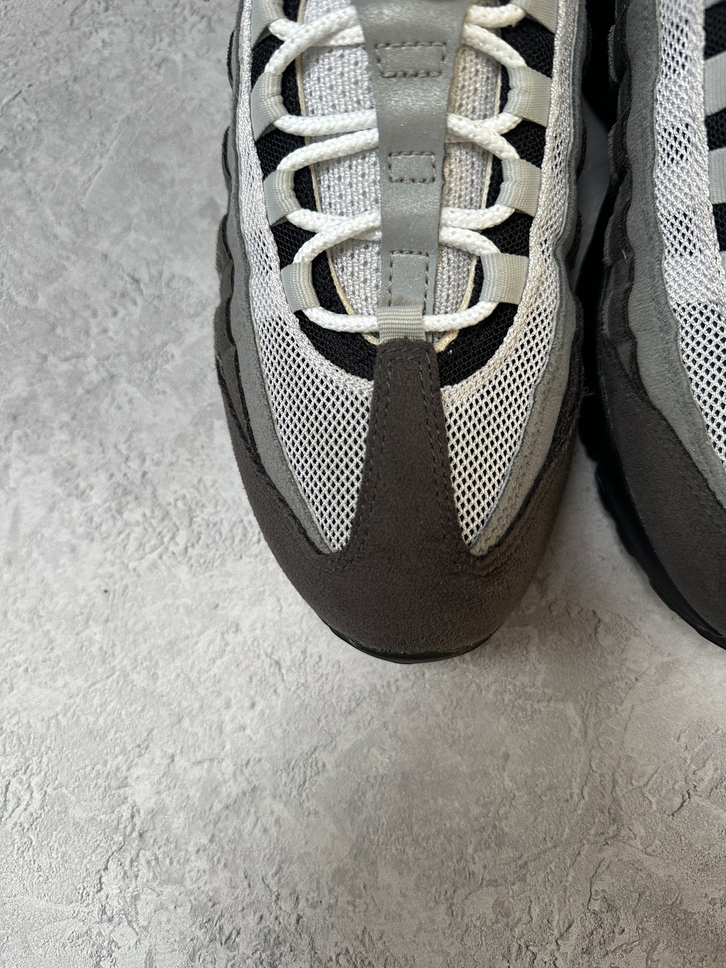 Nike Air Max 95 - Grey Jewel - UK8
