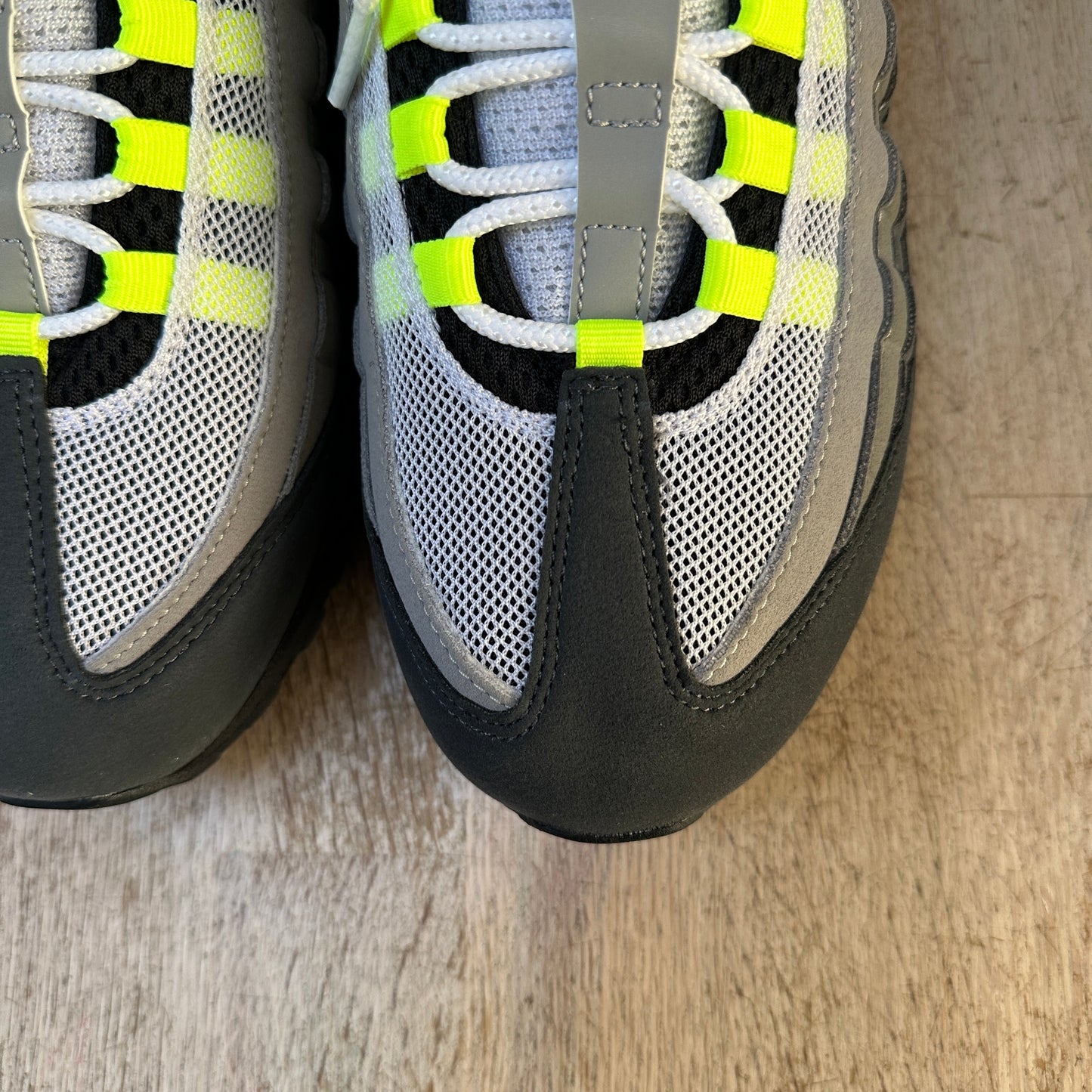 Nike Air Max 95 - Neon 2025 - UK9