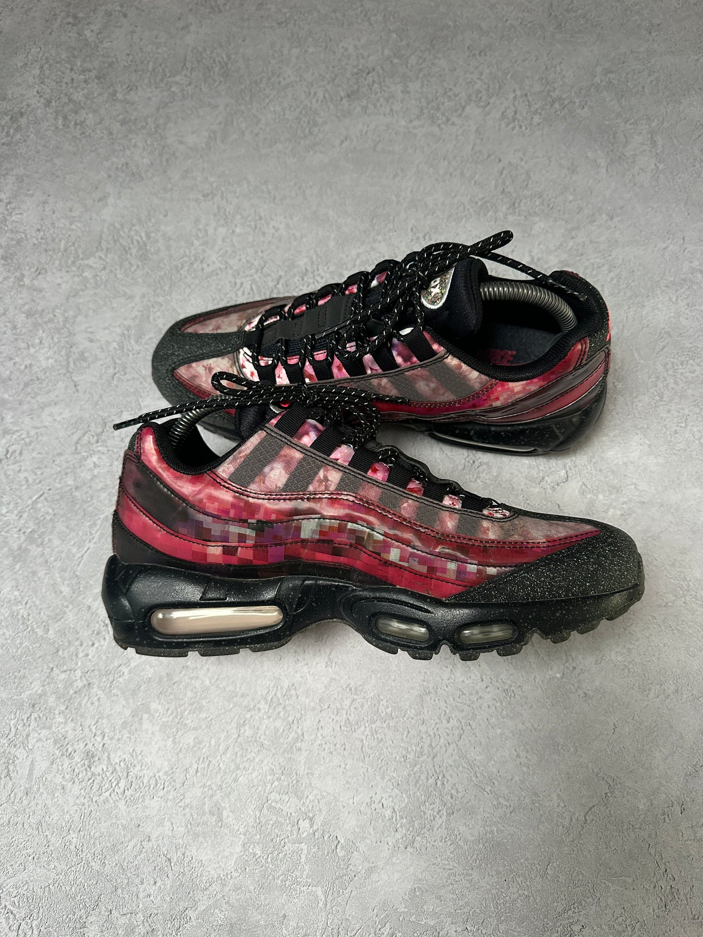 Nike Air Max 95 - Cherry Blossom - UK7.5