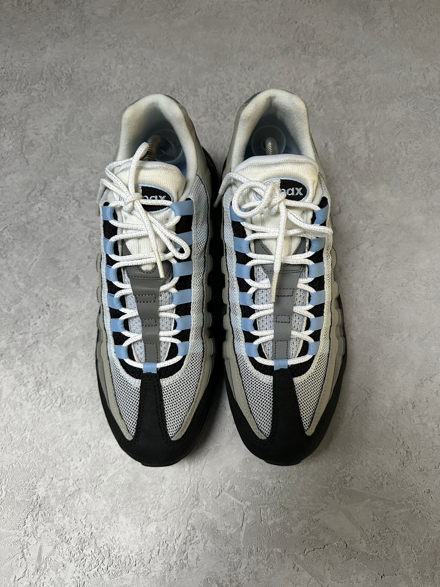 Nike Air Max 95 - Aluminum - UK9.5