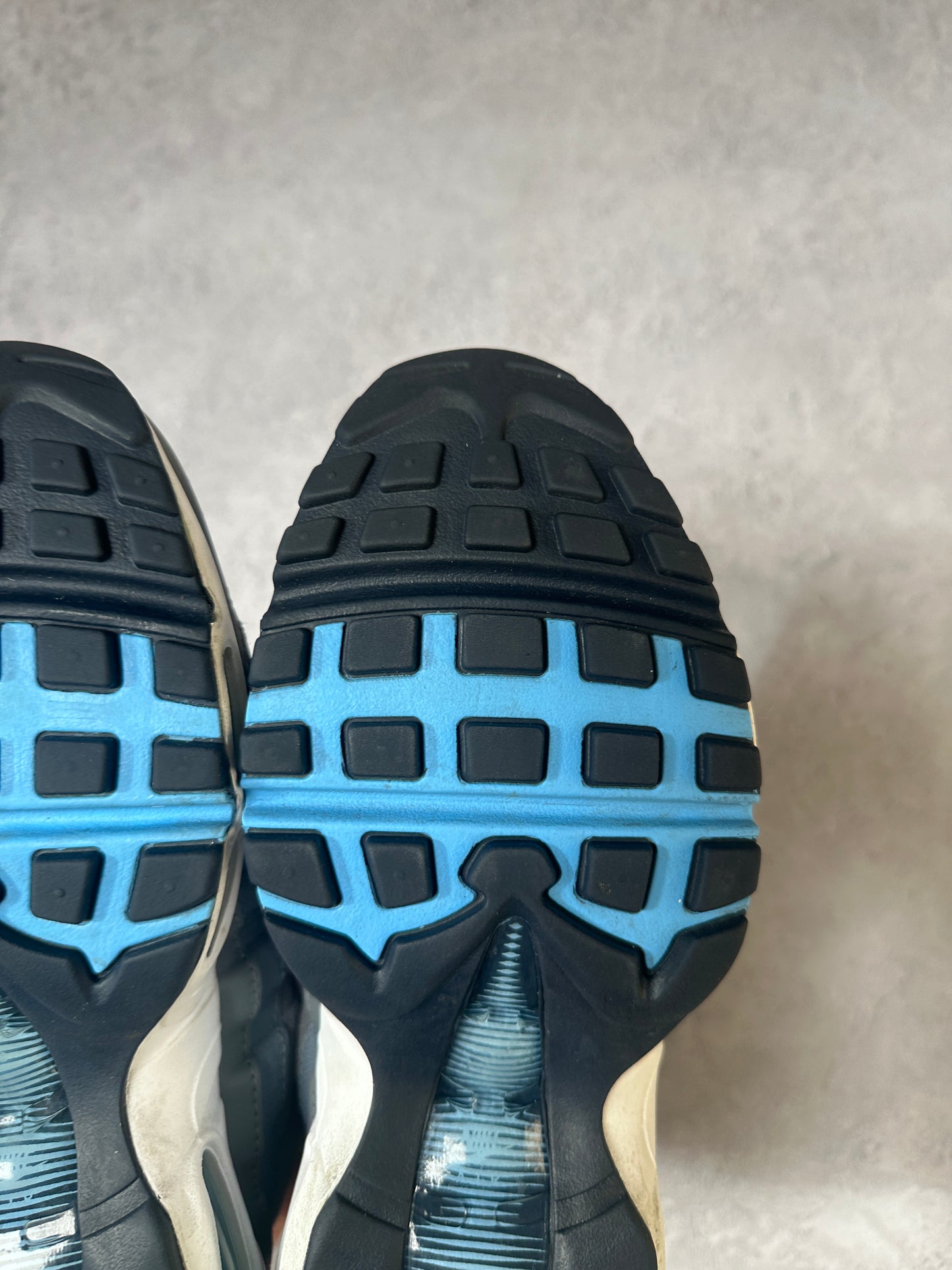 Nike Air Max 95 - Cool Grey / University Blue - UK6