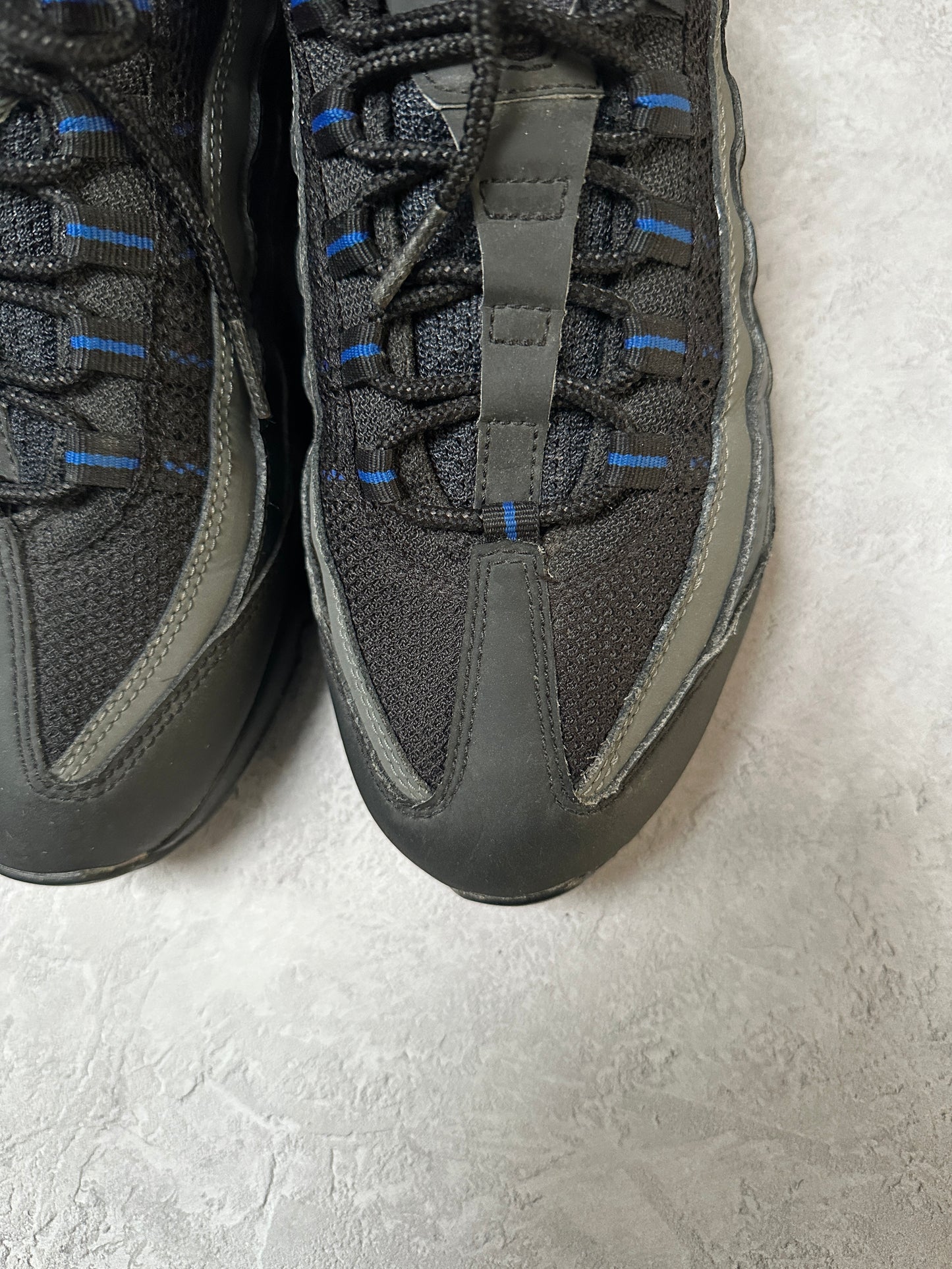 Nike Air Max 95 - Black / Royal Blue - UK8.5