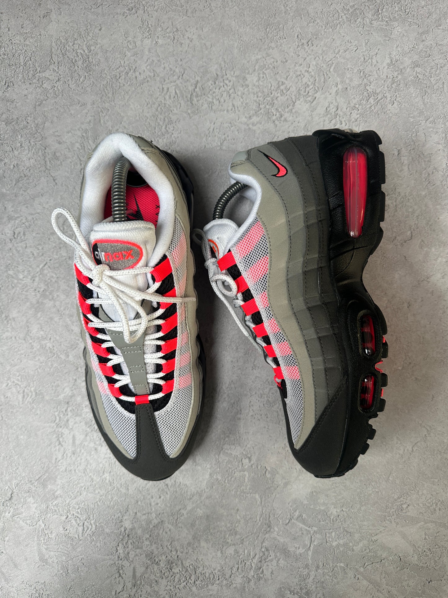 Nike Air Max 95 - Solar Red 2025 - UK7.5