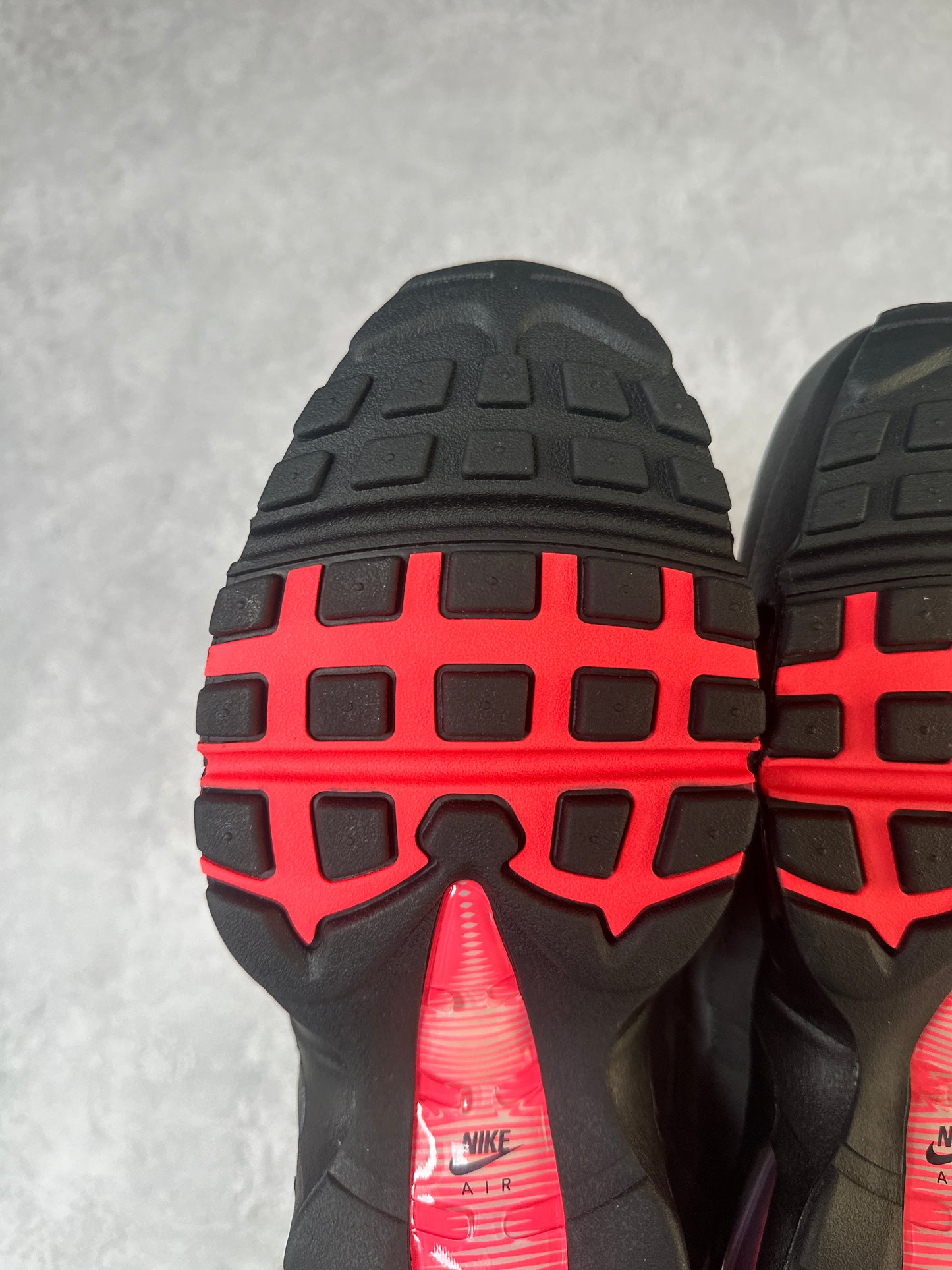 Nike Air Max 95 - Solar Red 2025 - UK8