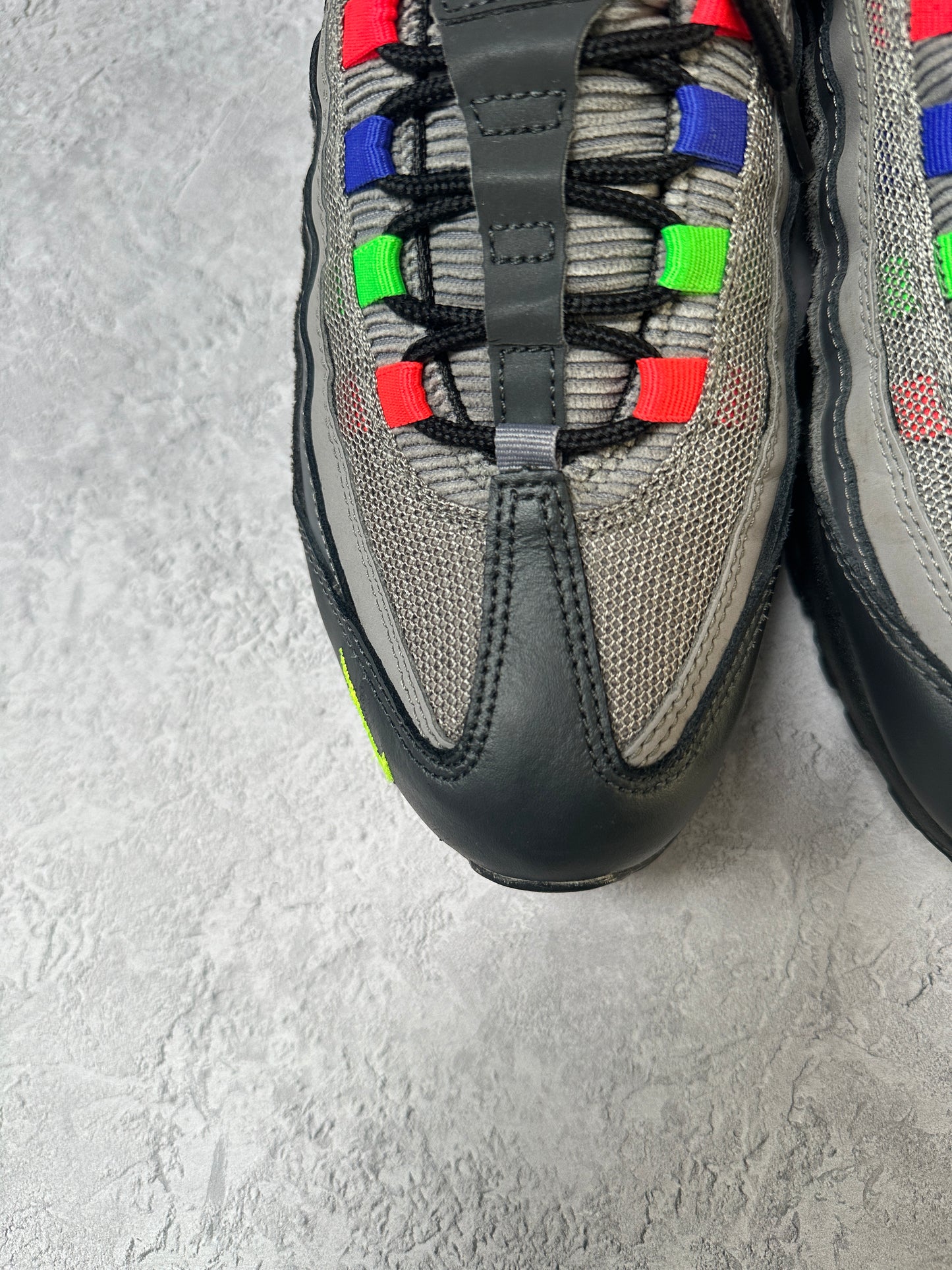 Nike Air Max 95 - Evolution of Icons - UK8.5