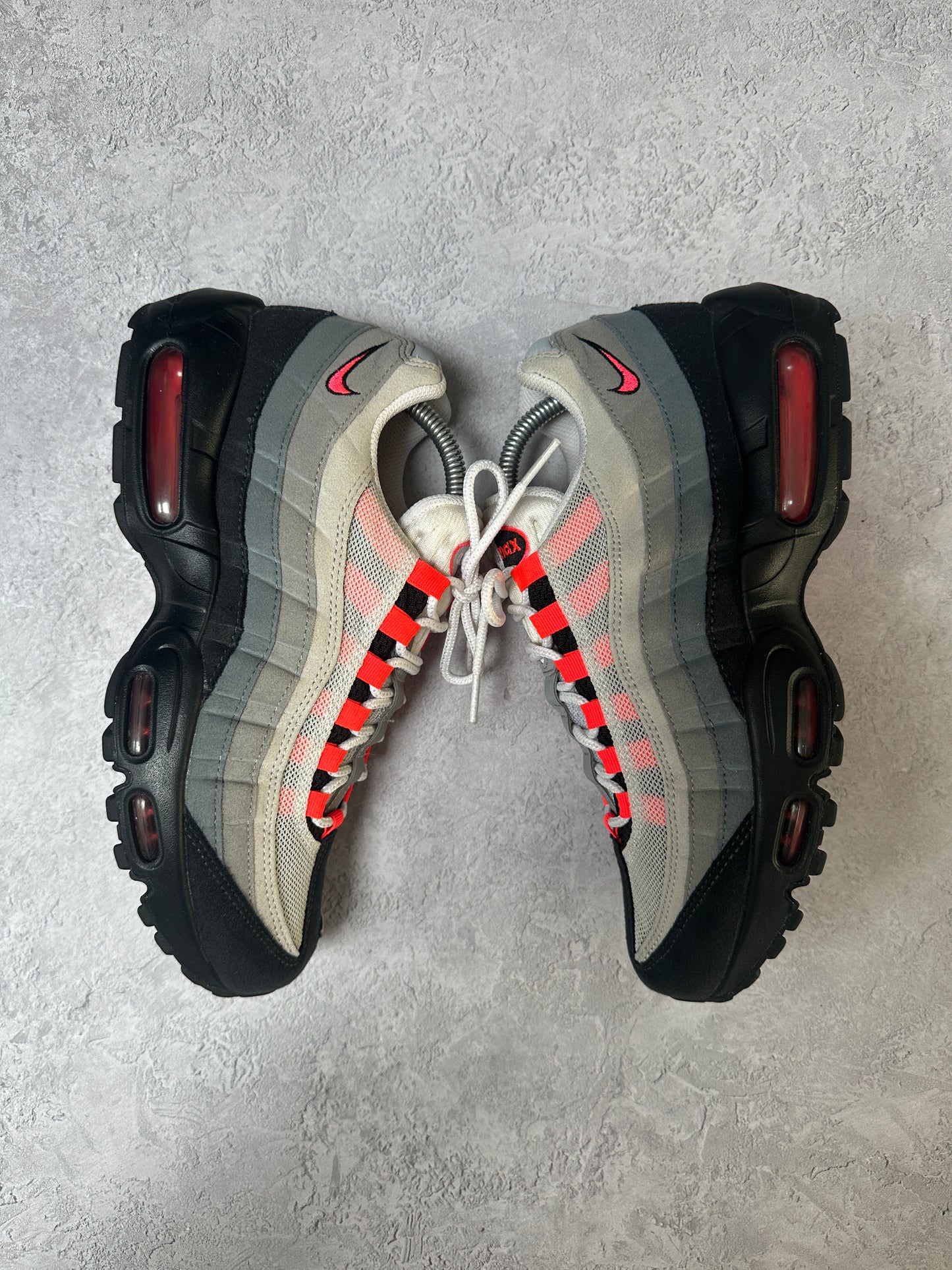 Nike Air Max 95 - Solar Red 2017 - UK7.5