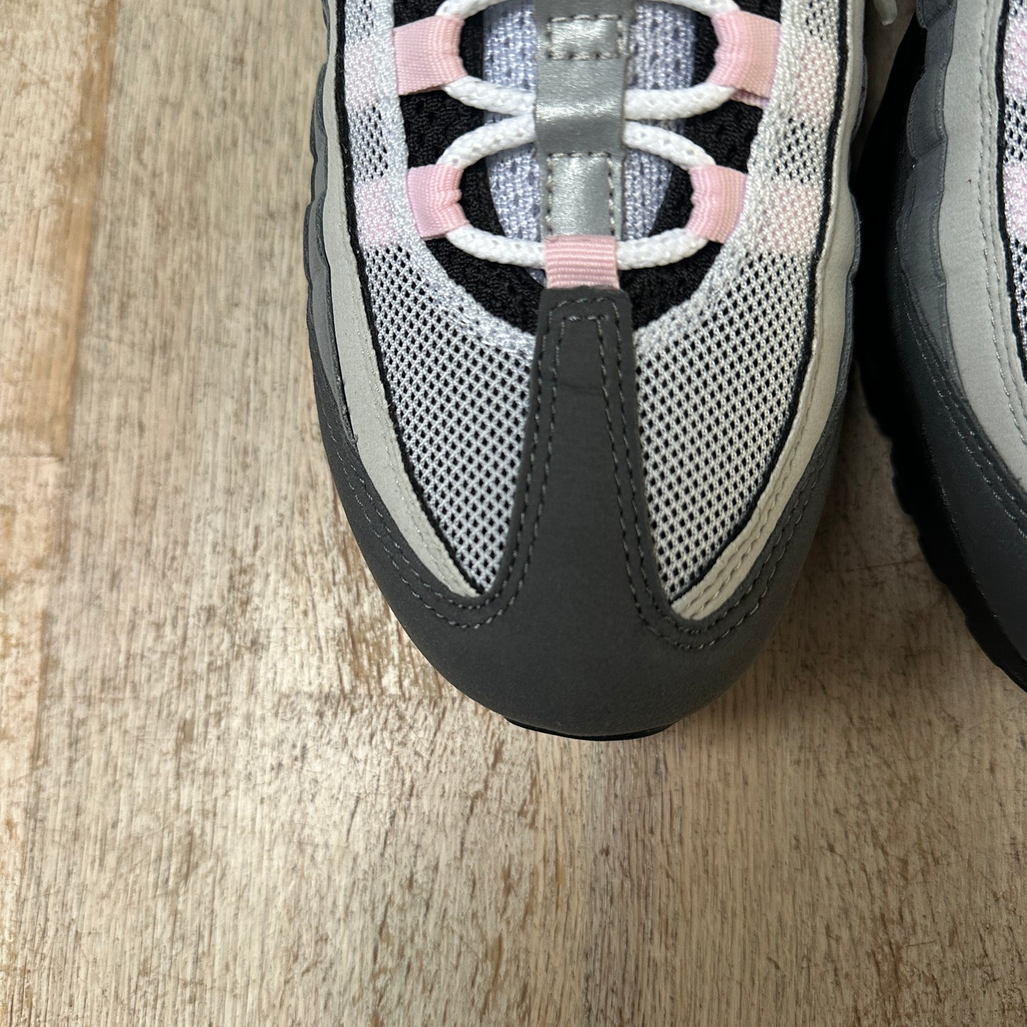 Nike Air Max 95 - Pink Foam - UK7.5