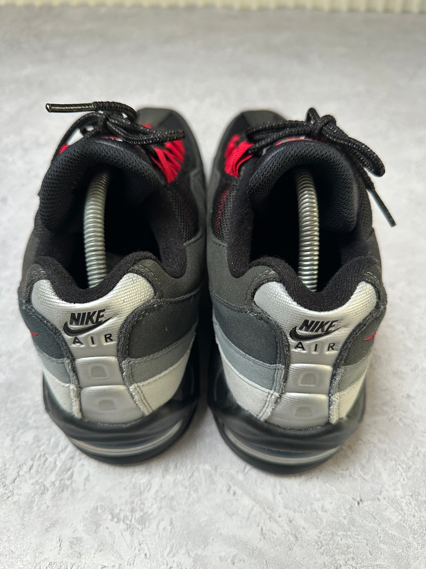 Nike Air Max 95 - Liverpool FC - UK10