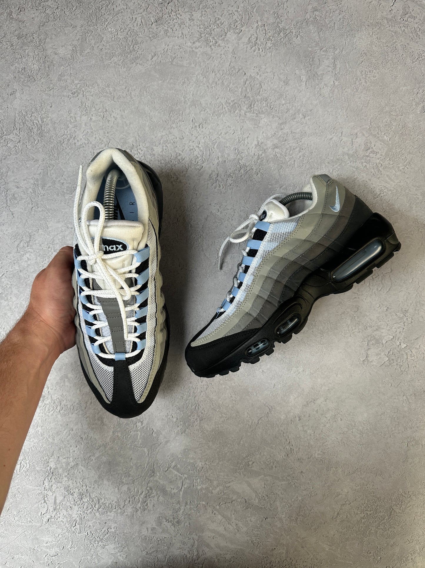 Nike Air Max 95 - Aluminum - UK8