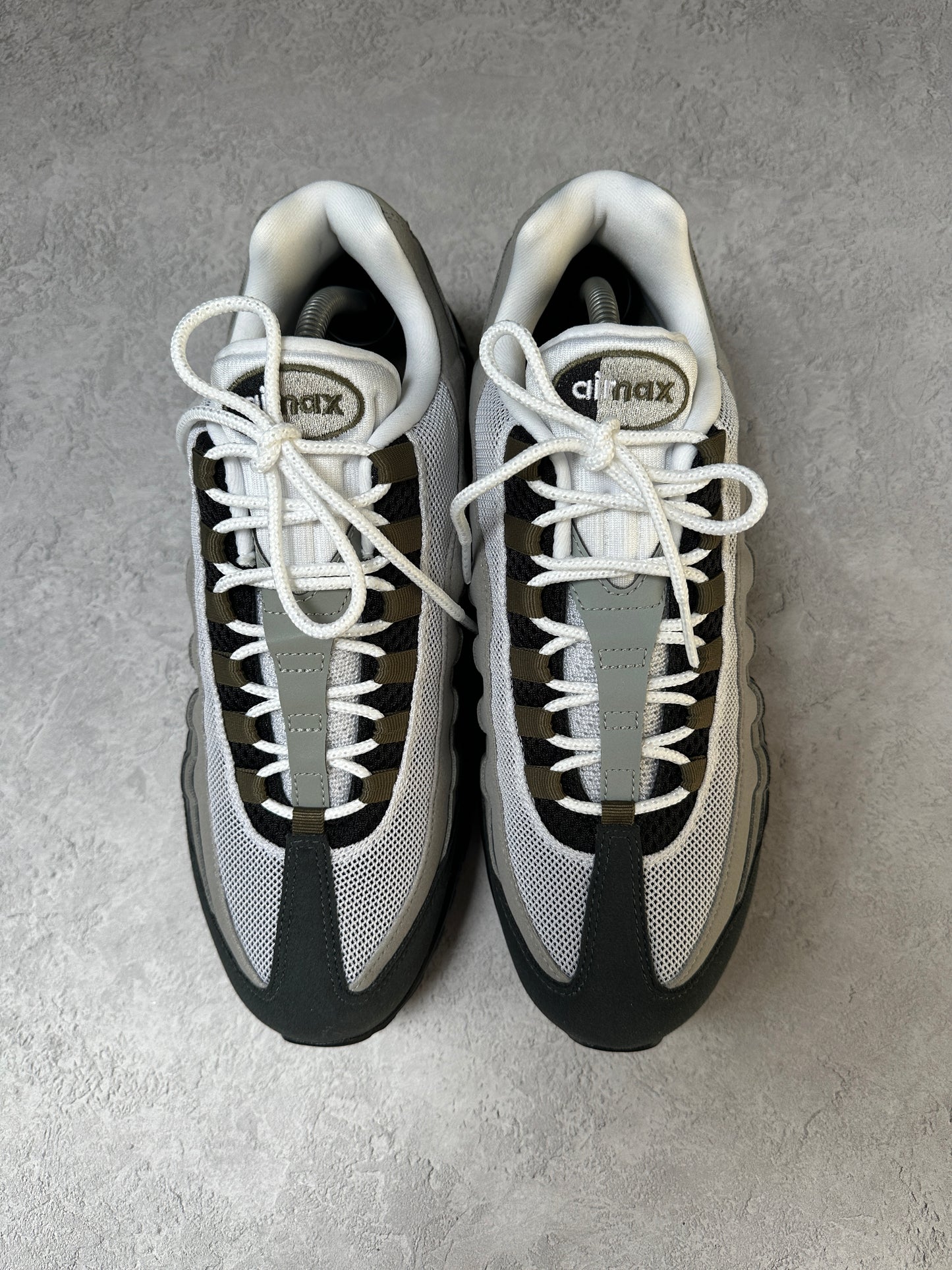 Nike Air Max 95 - Medium Olive - UK8.5