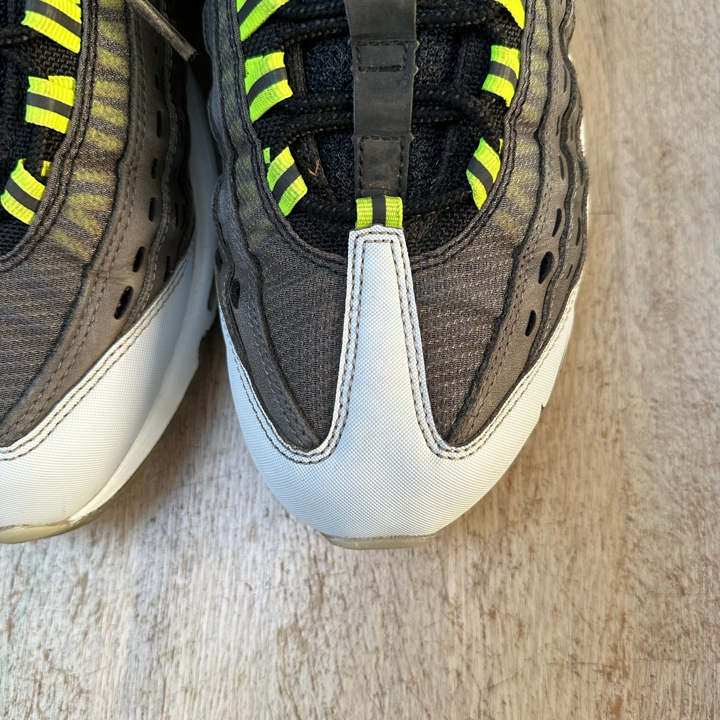 Nike Air Max 95 - Neon Kim Jones - UK10.5