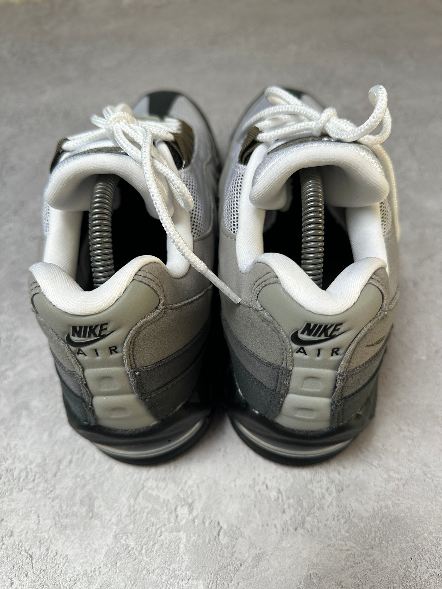 Nike Air Max 95 - Medium Olive - UK8.5