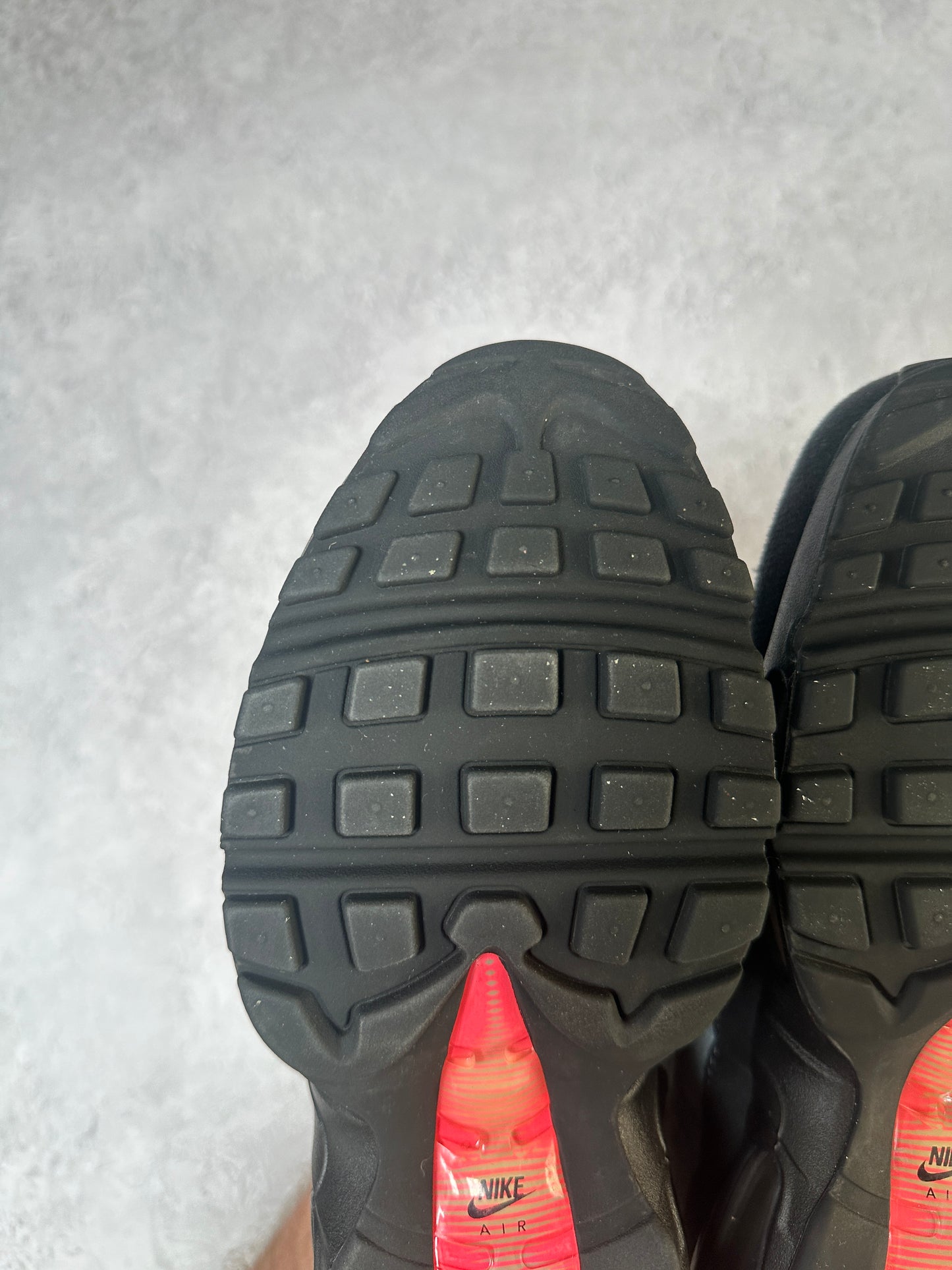 Nike Air Max 95 - Solar Red 2017 - UK7.5