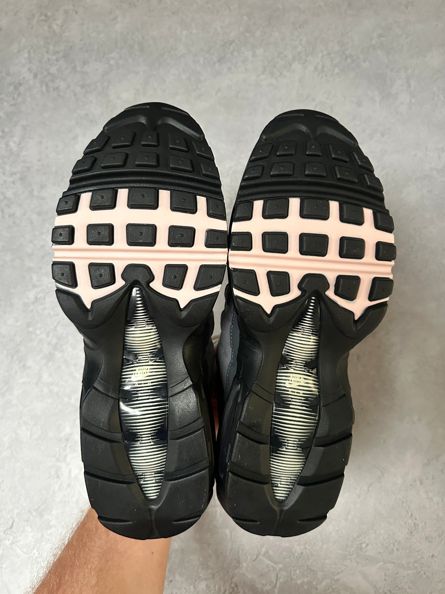 Nike Air Max 95 - Pink Foam - UK7