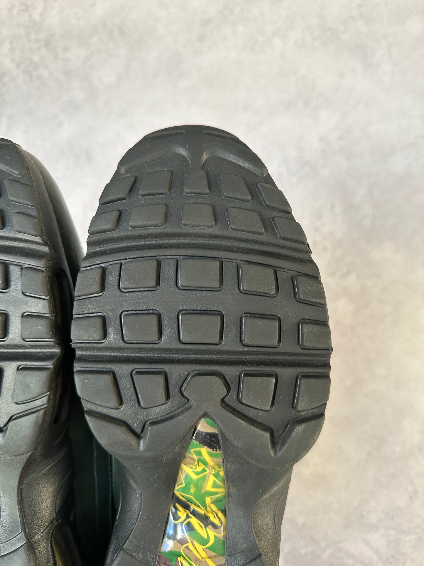 Nike Air Max 95 - Corteiz Gutta Green - UK9