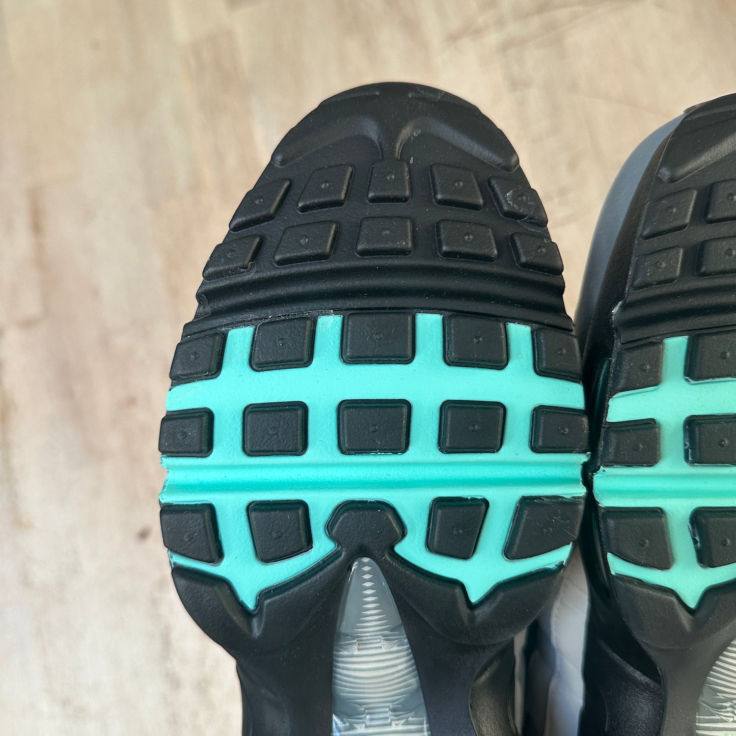 Nike Air Max 95 - Hyper Turquoise - UK8
