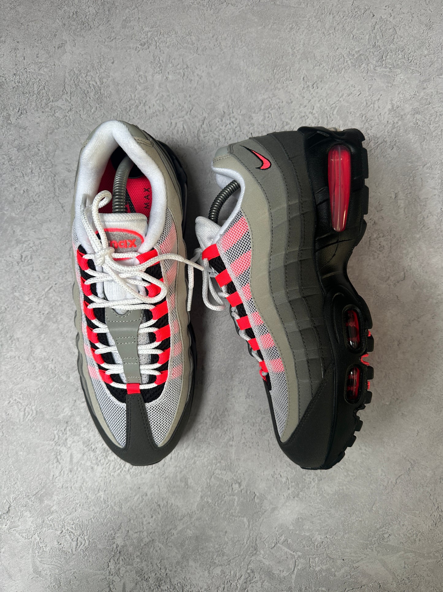 Nike Air Max 95 - Solar Red 2025 - UK8.5