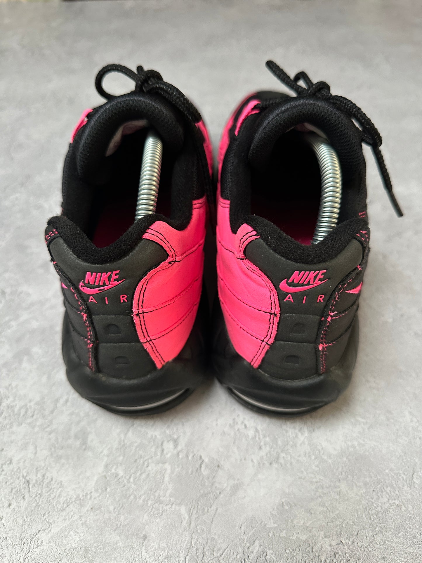 Nike Air Max 95 - Pink Blast - UK8.5