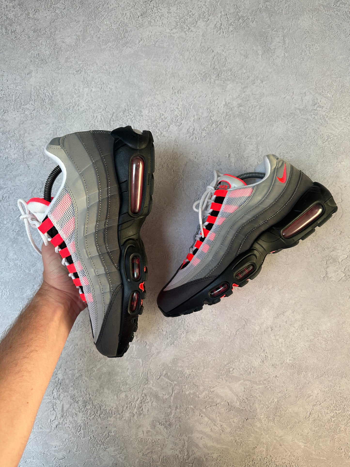 Nike Air Max 95 - Solar Red - UK8