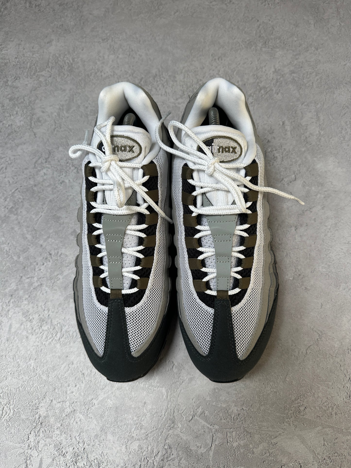 Nike Air Max 95 - Medium Olive - UK8