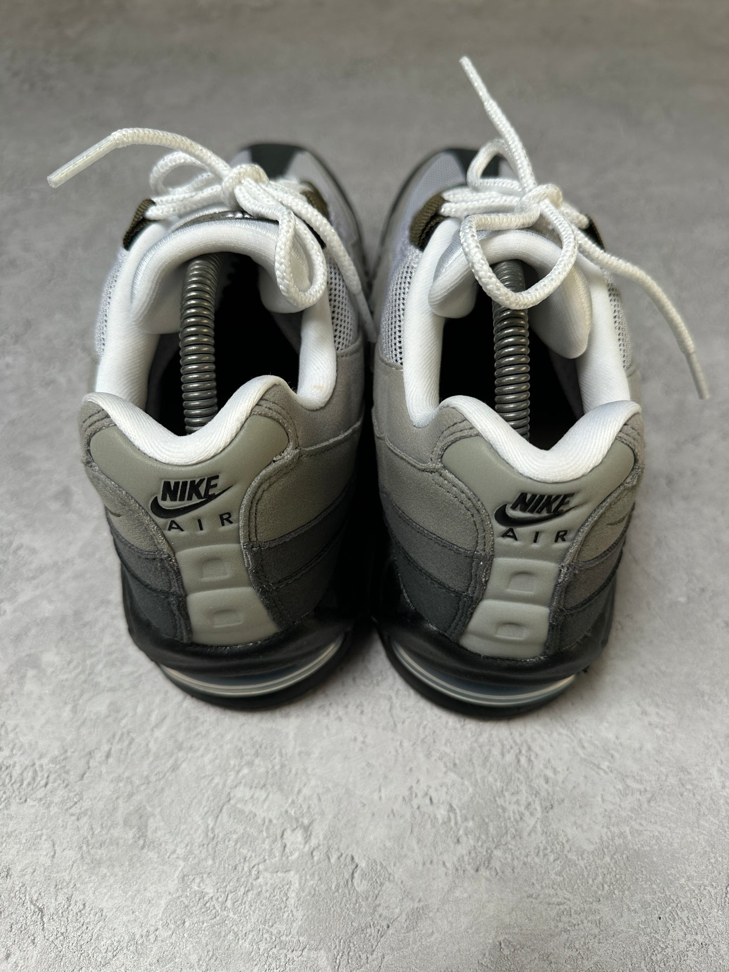 Nike Air Max 95 - Medium Olive - UK7.5