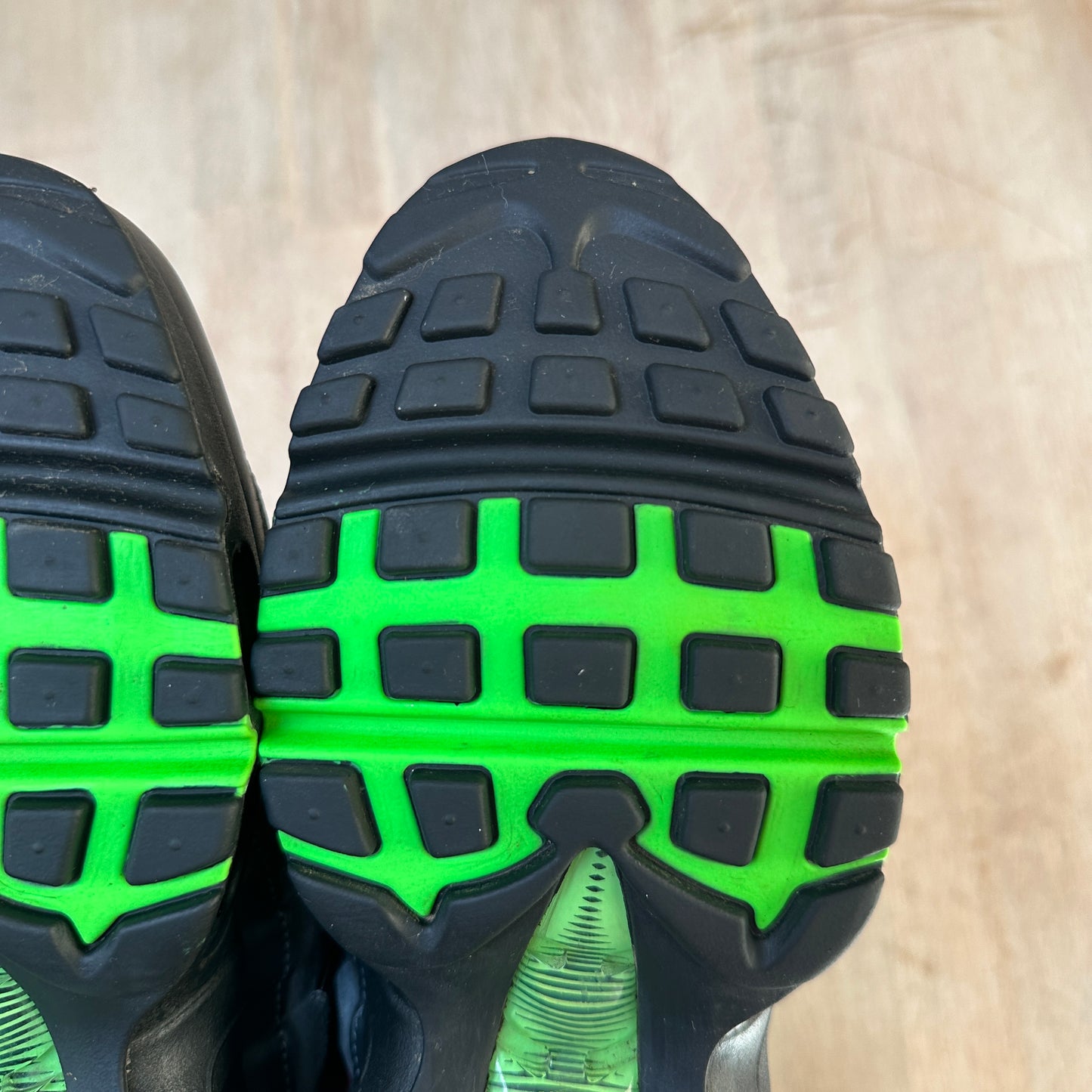 Nike Air Max 95 - Evolution of Icons - UK5.5