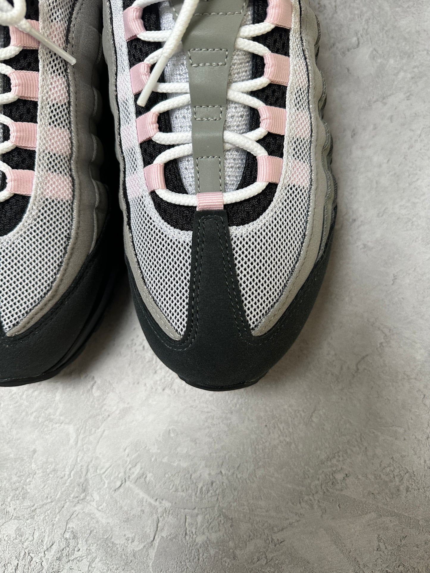 Nike Air Max 95 - Pink Foam 2025 - UK7.5