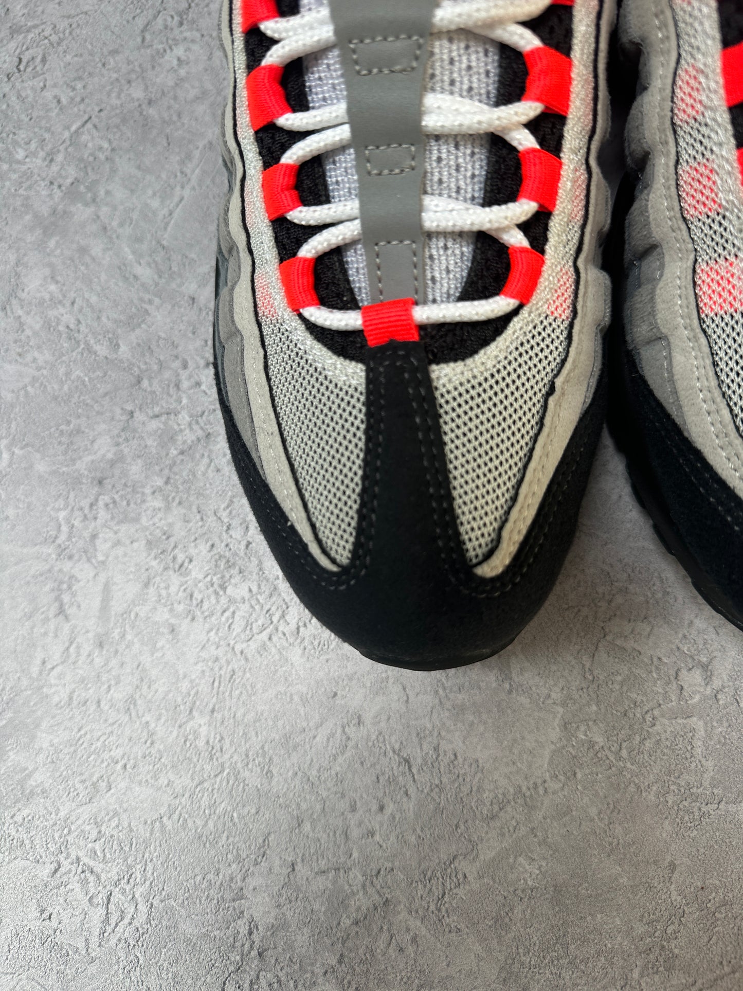 Nike Air Max 95 - Solar Red 2017 - UK7.5