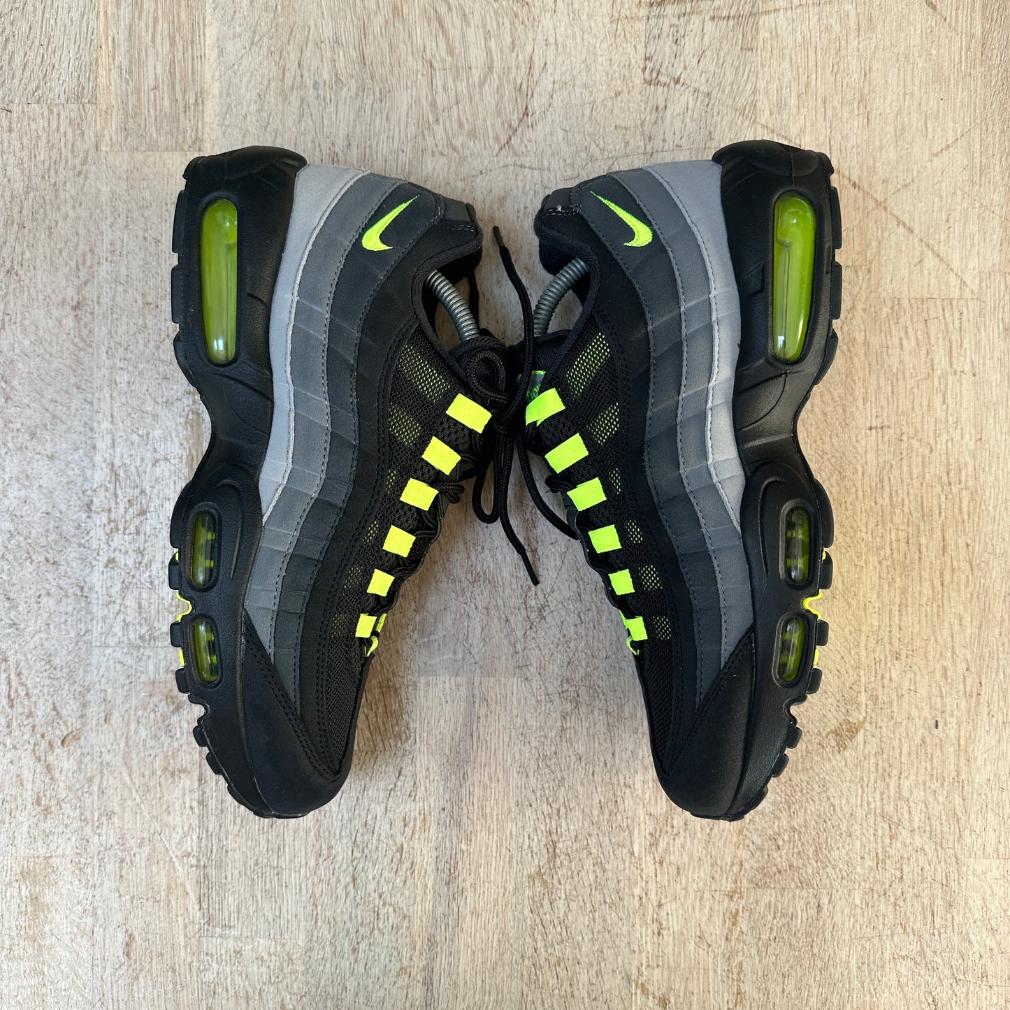 Nike Air Max 95 - Reverse Neon - UK8.5
