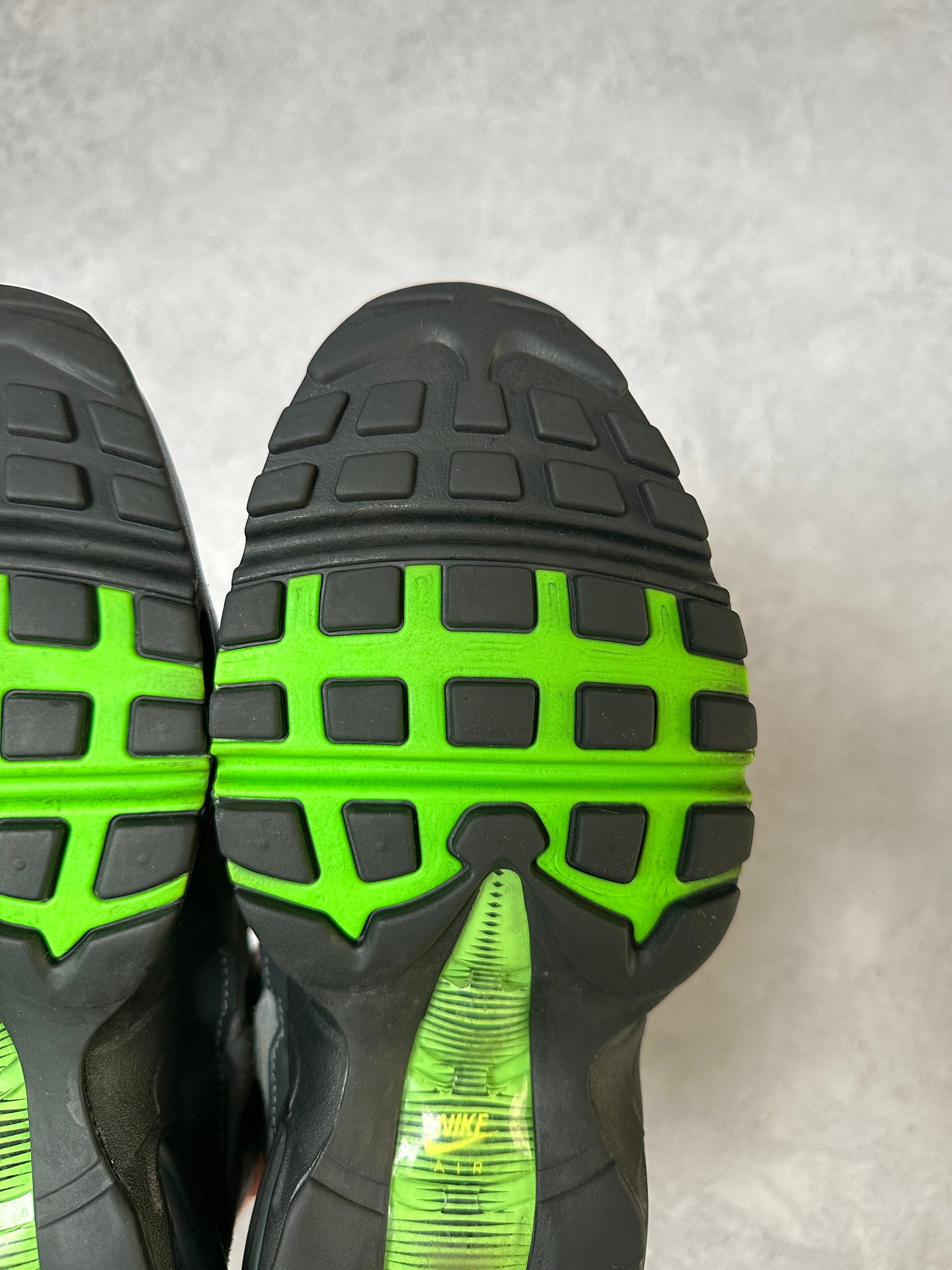 Nike Air Max 95 - Evolution of Icons - UK7