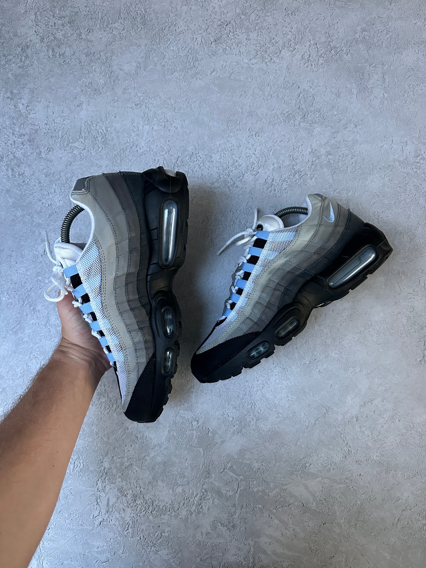 Nike Air Max 95 - Aluminum - UK7.5