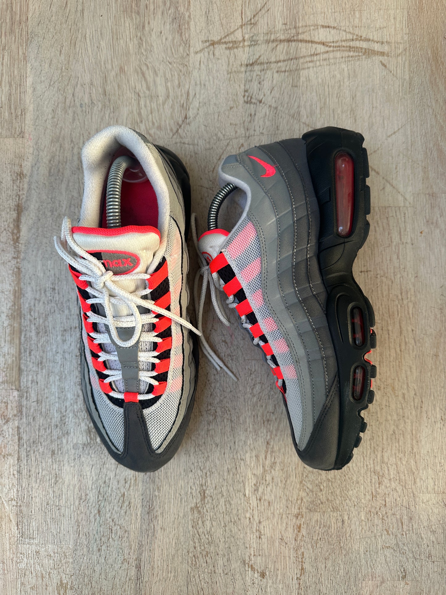 Nike Air Max 95 - Solar Red - UK7.5