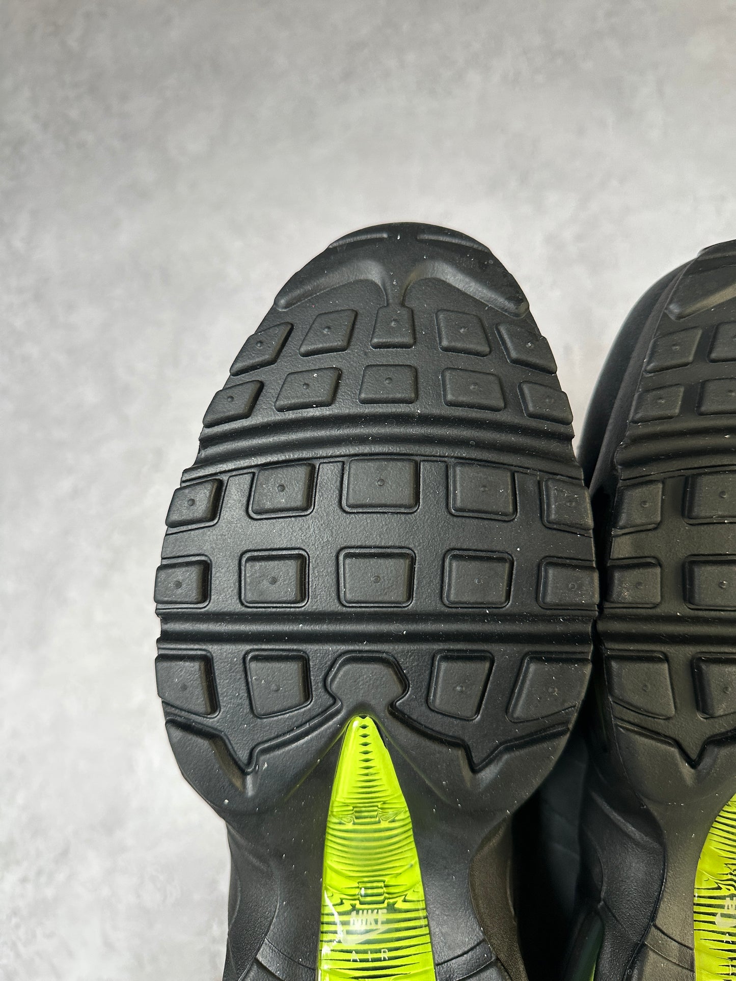 Nike Air Max 95 - Reflective Volt - UK11