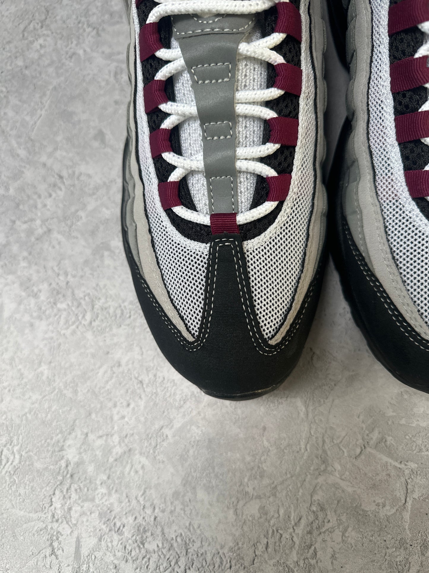 Nike Air Max 95 - Dark Beetroot - UK9.5