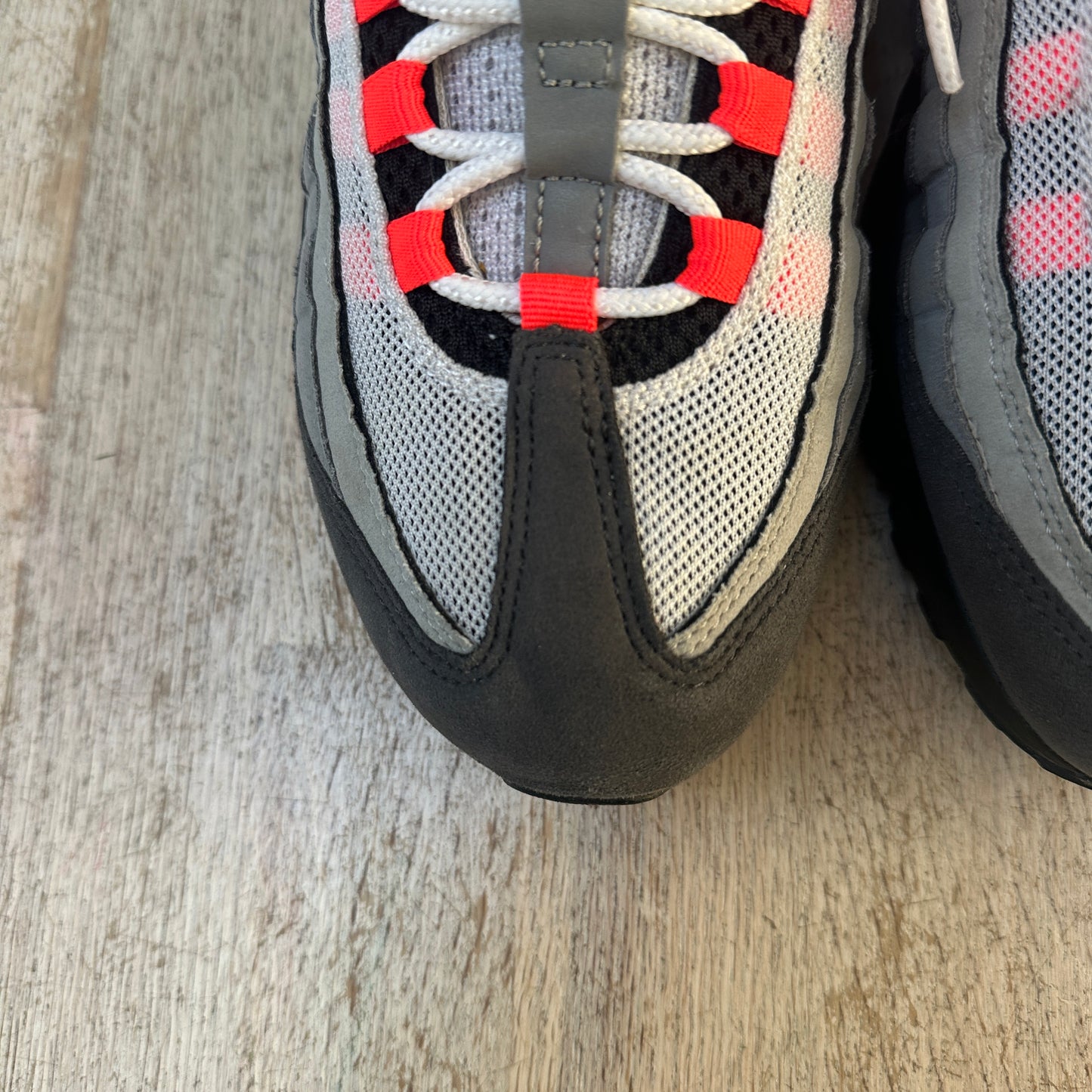 Nike Air Max 95 - Solar Red - UK7.5